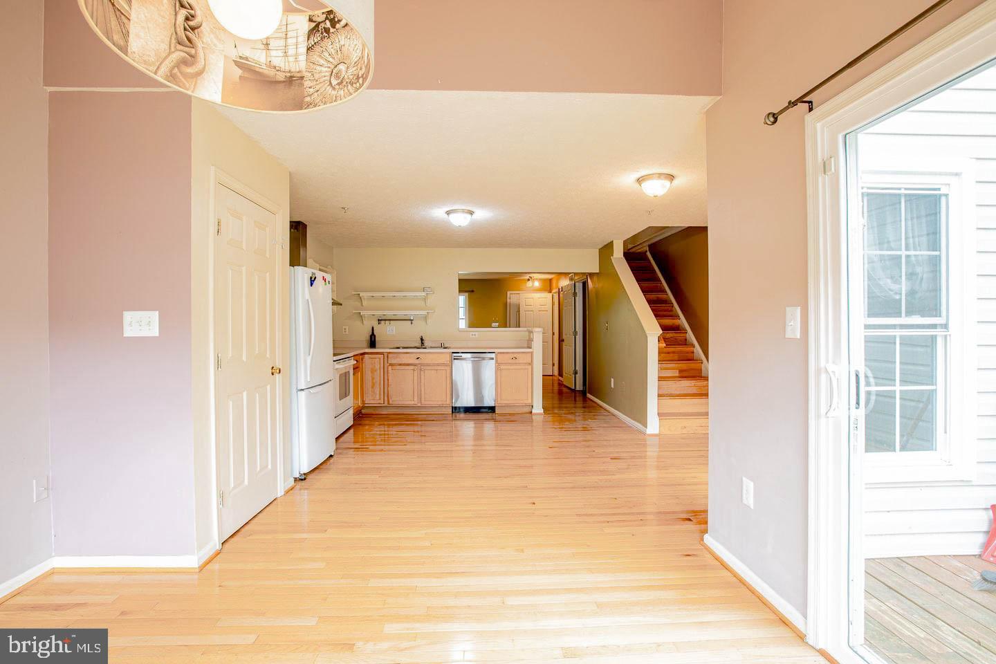 SEVEN OAKS - Residential