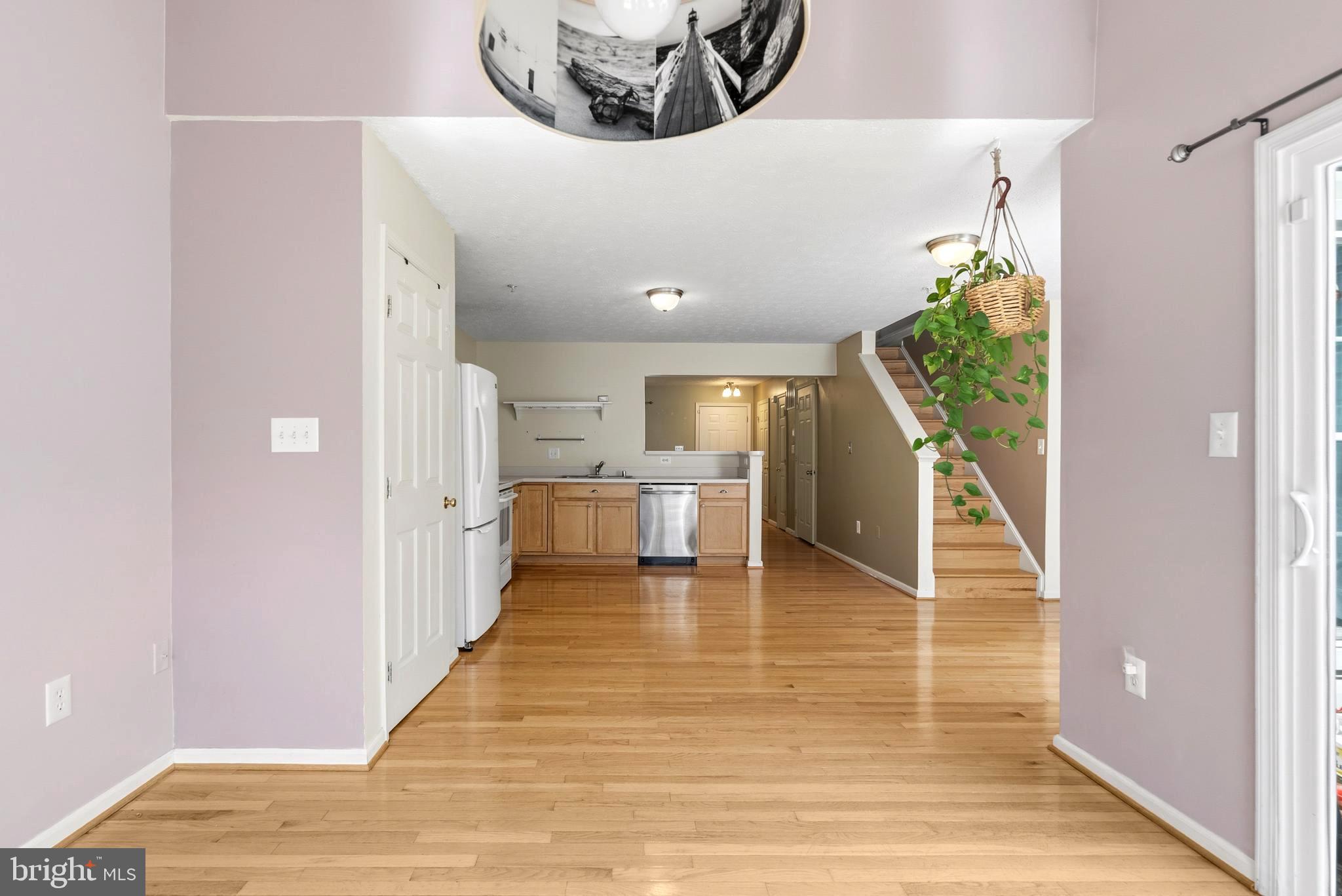 SEVEN OAKS - Residential