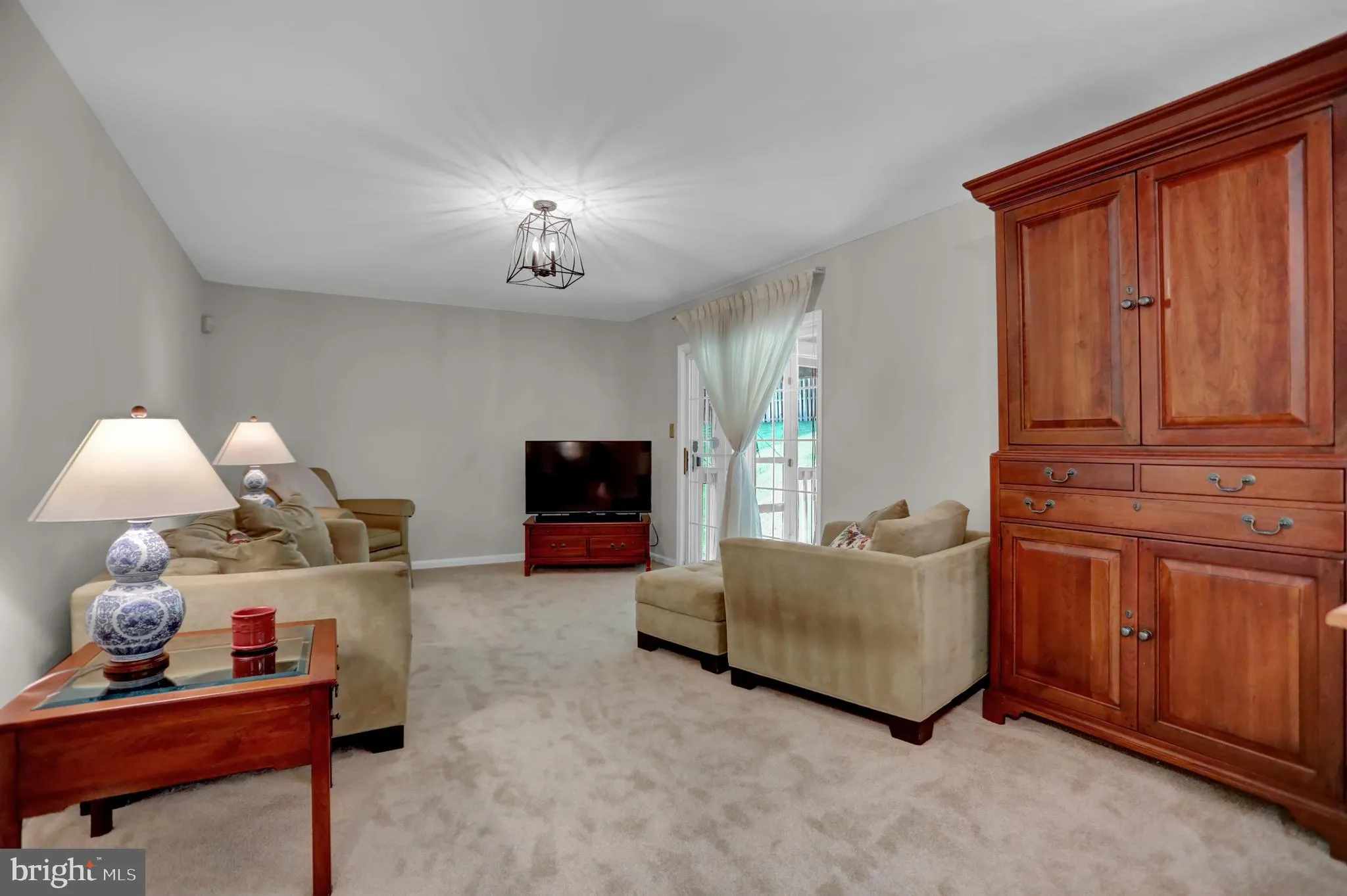 Lutherville Timonium, Maryland 21093, United States, 4 Bedrooms Bedrooms, ,4 BathroomsBathrooms,Residential,Active,191872