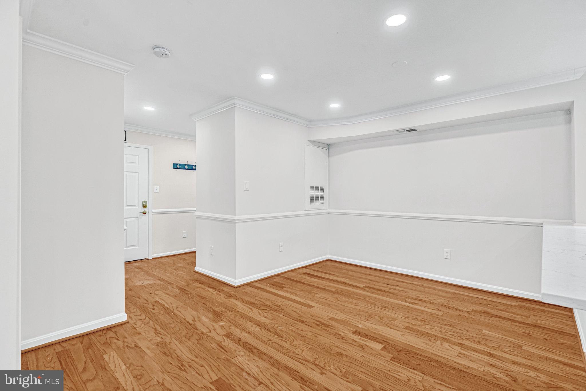 BRISTOL HOUSE - Residential