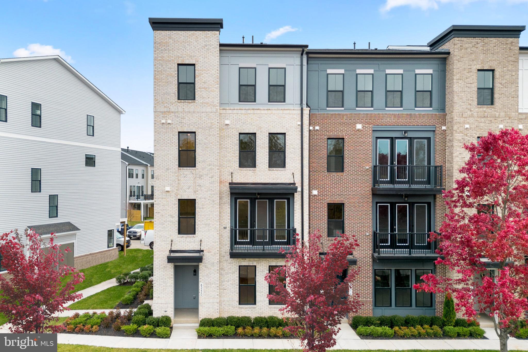 DEMOTT & SILVER - Residential