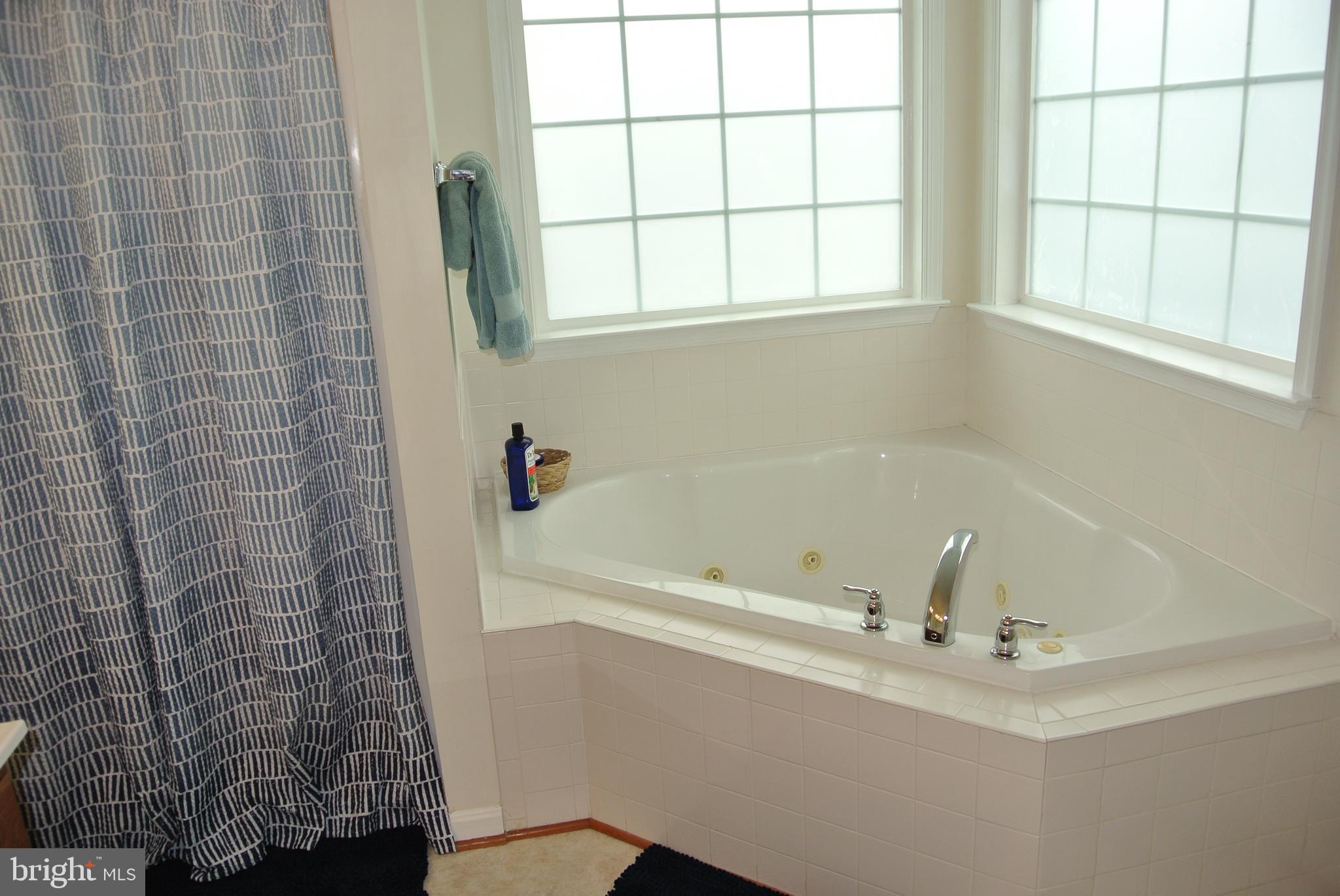 MARTINS CROSSING - Residential