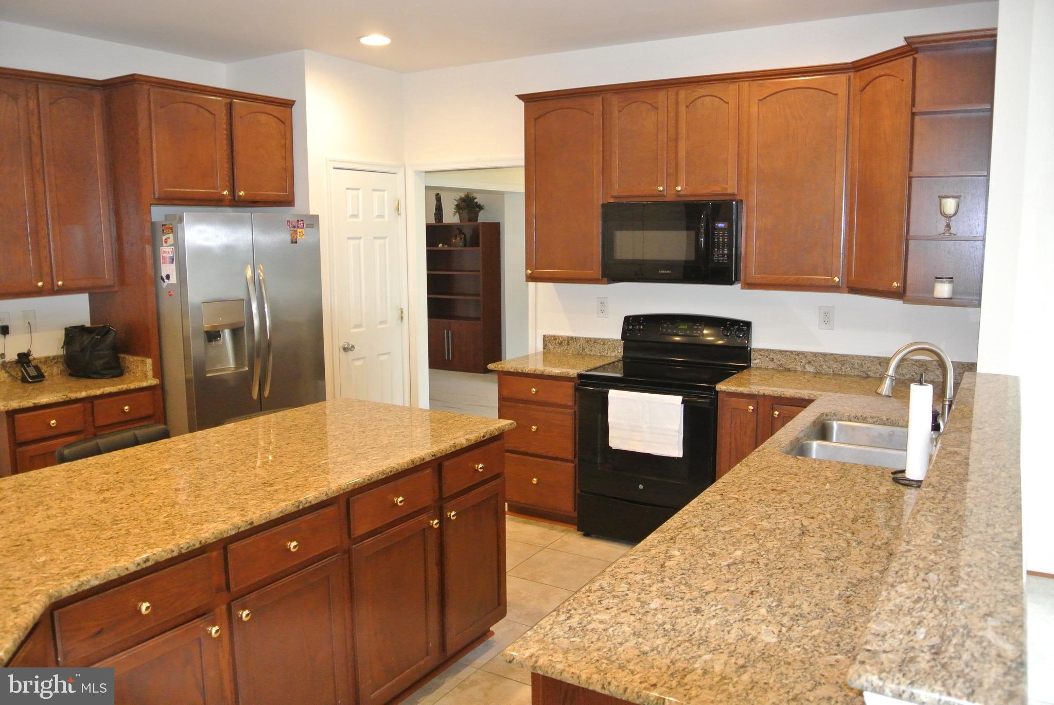 MARTINS CROSSING - Residential