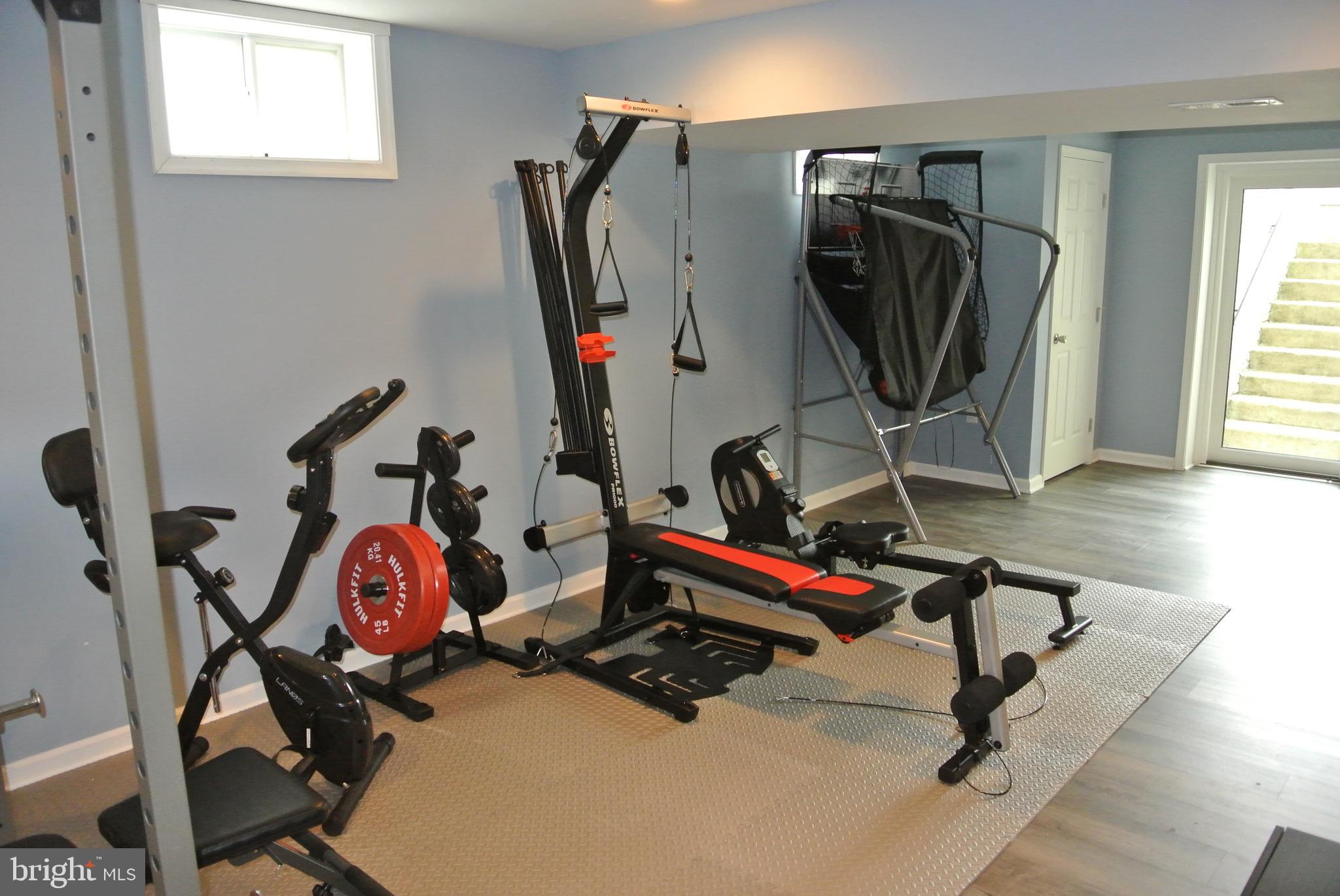 MARTINS CROSSING - Residential