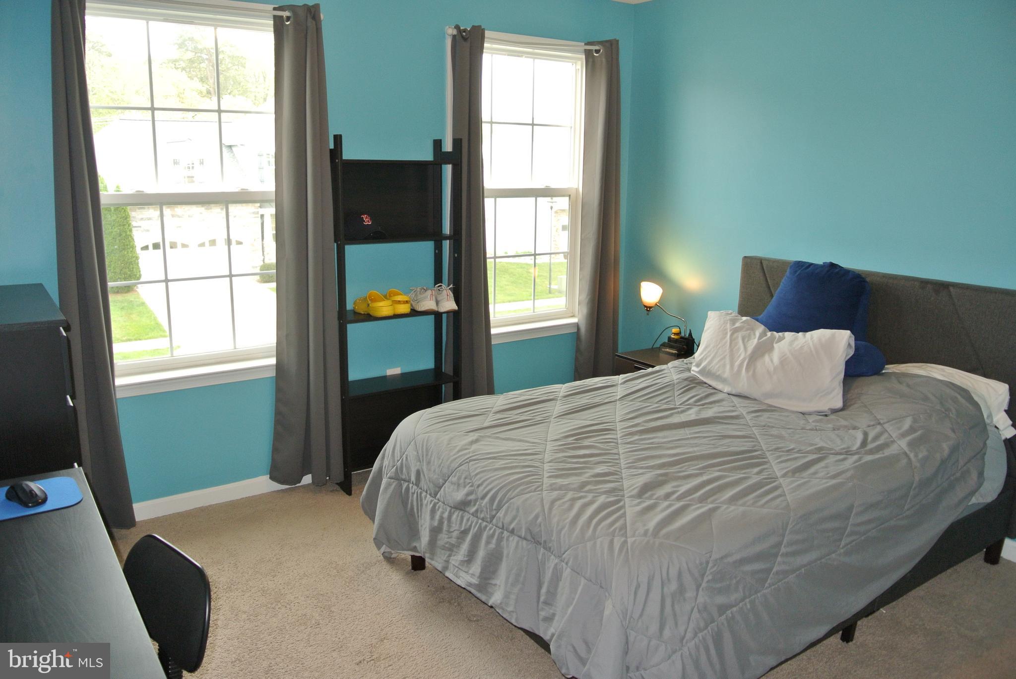 MARTINS CROSSING - Residential