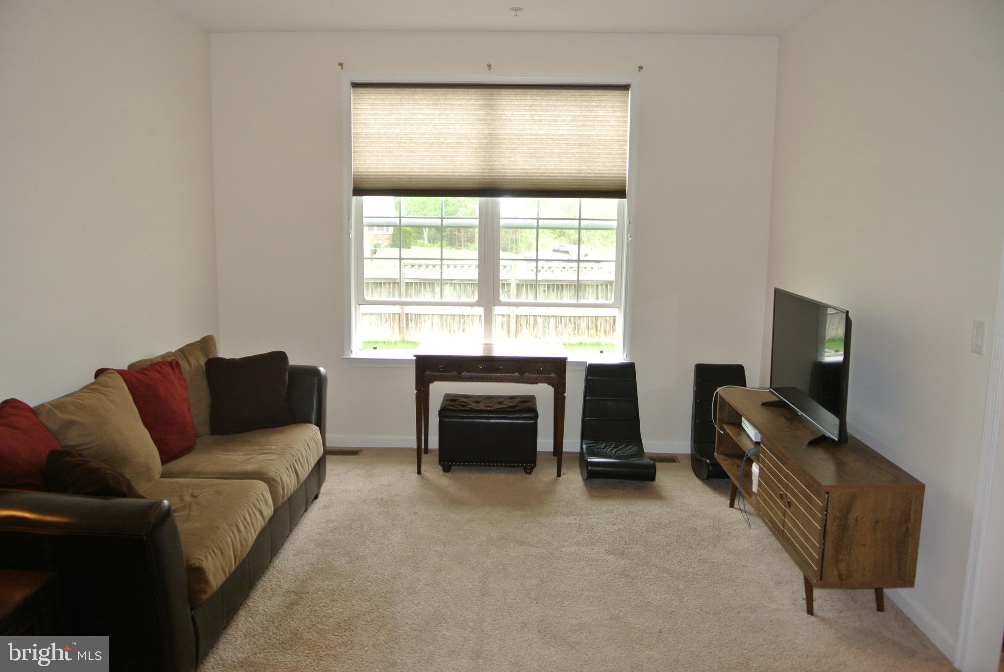 MARTINS CROSSING - Residential