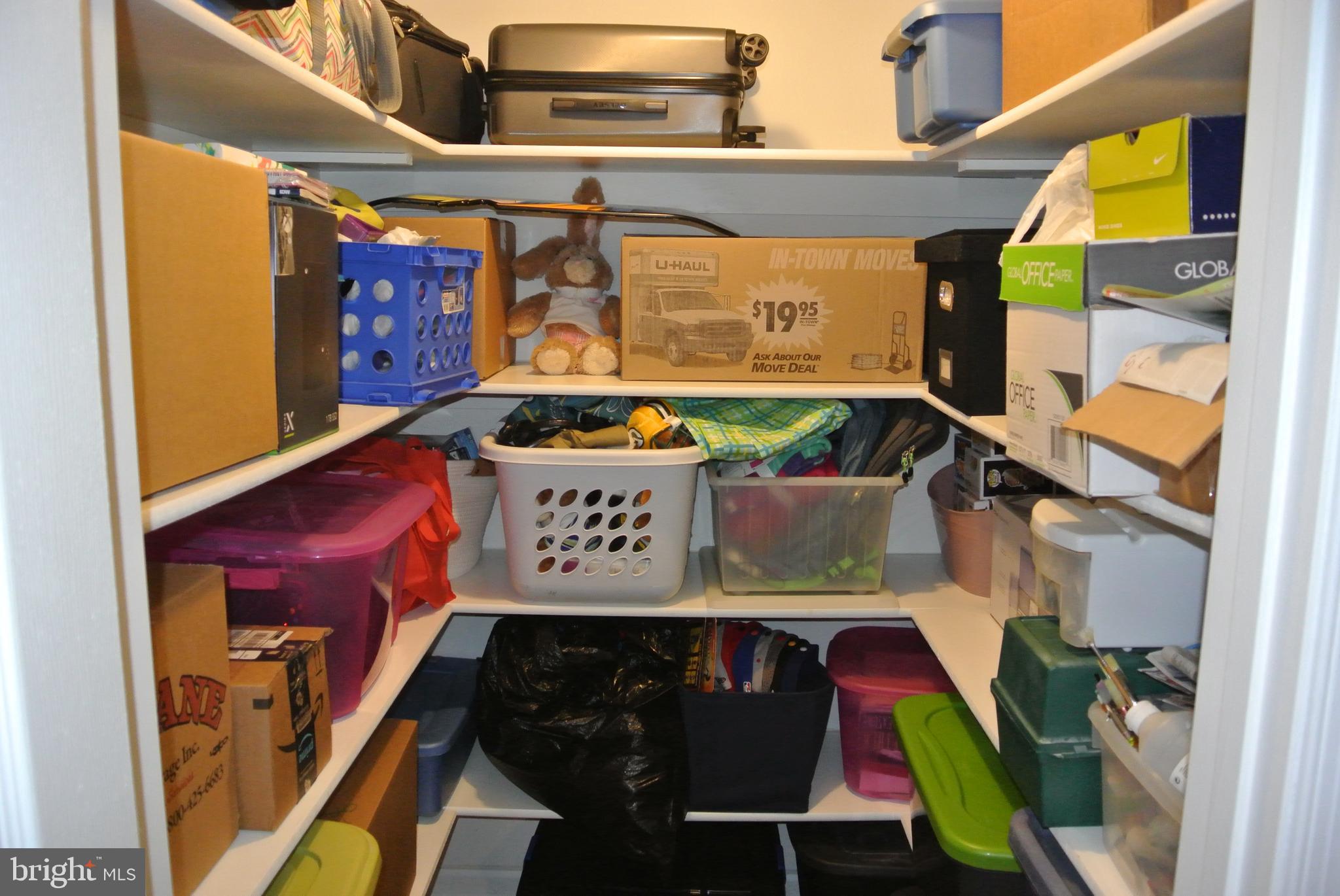 MARTINS CROSSING - Residential