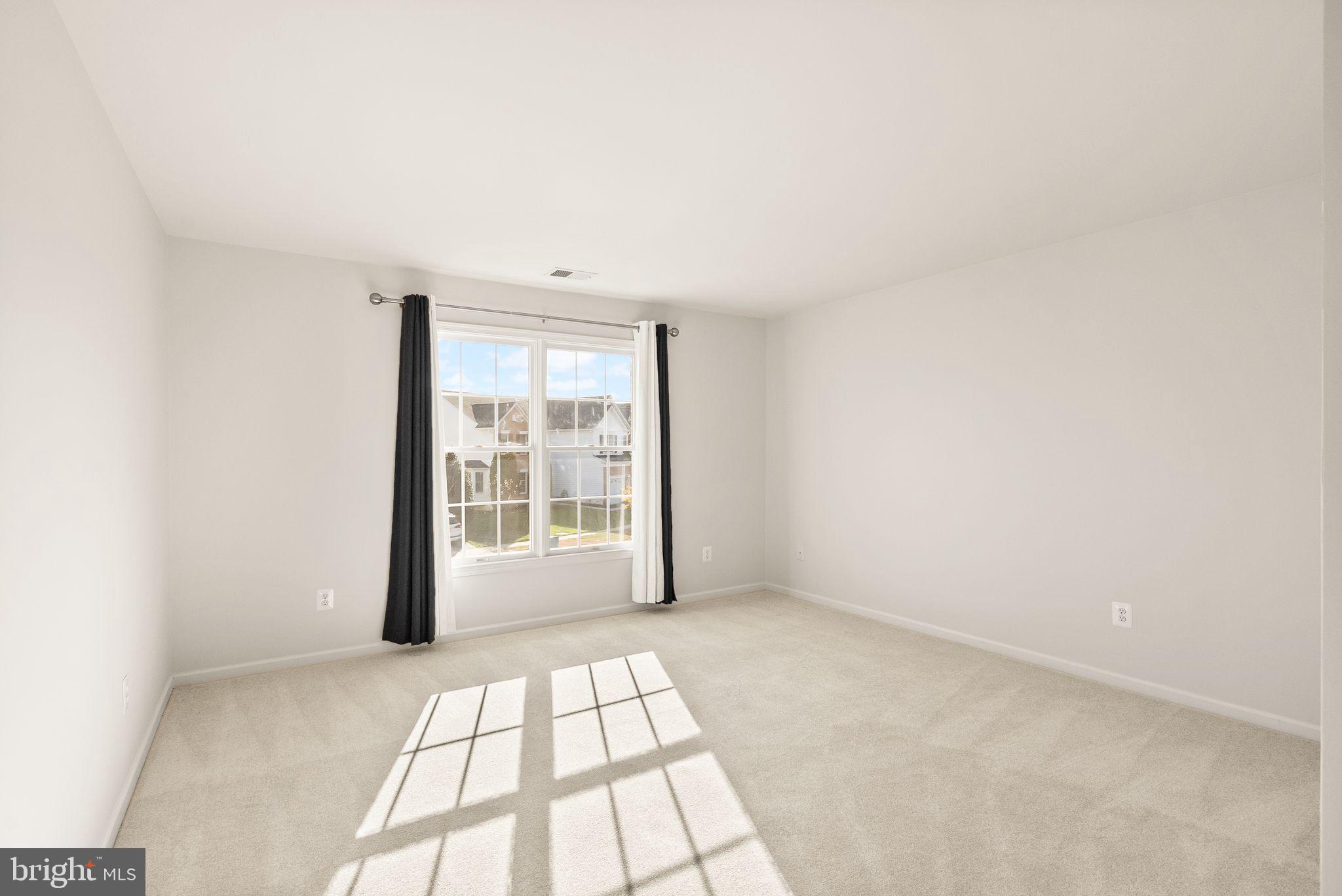 SOUTH RIDING - Residential