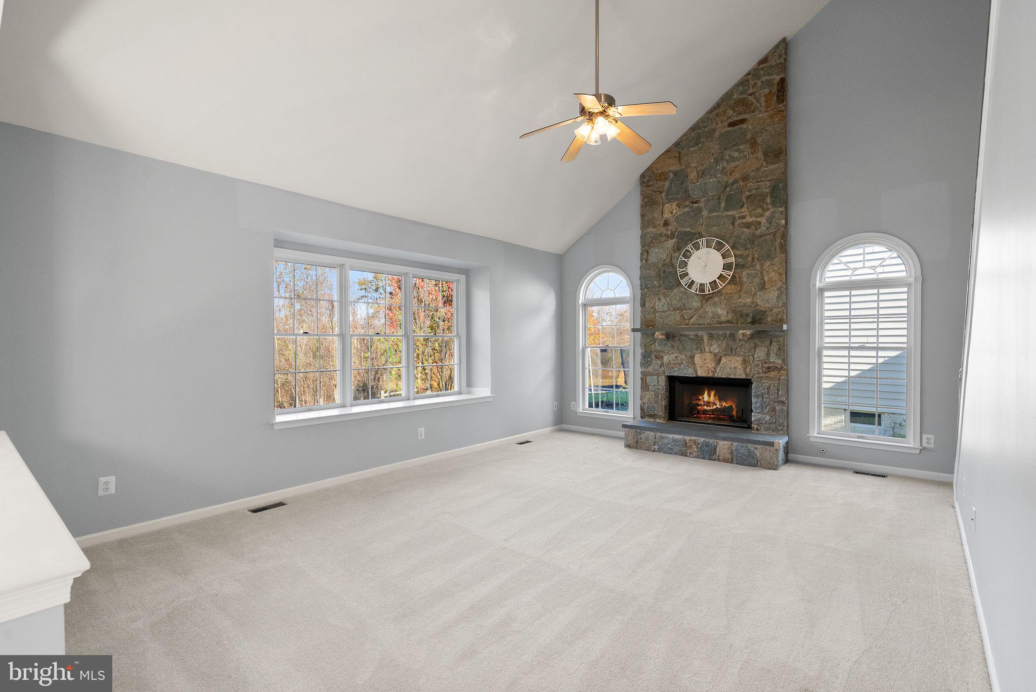 SOUTH RIDING - Residential