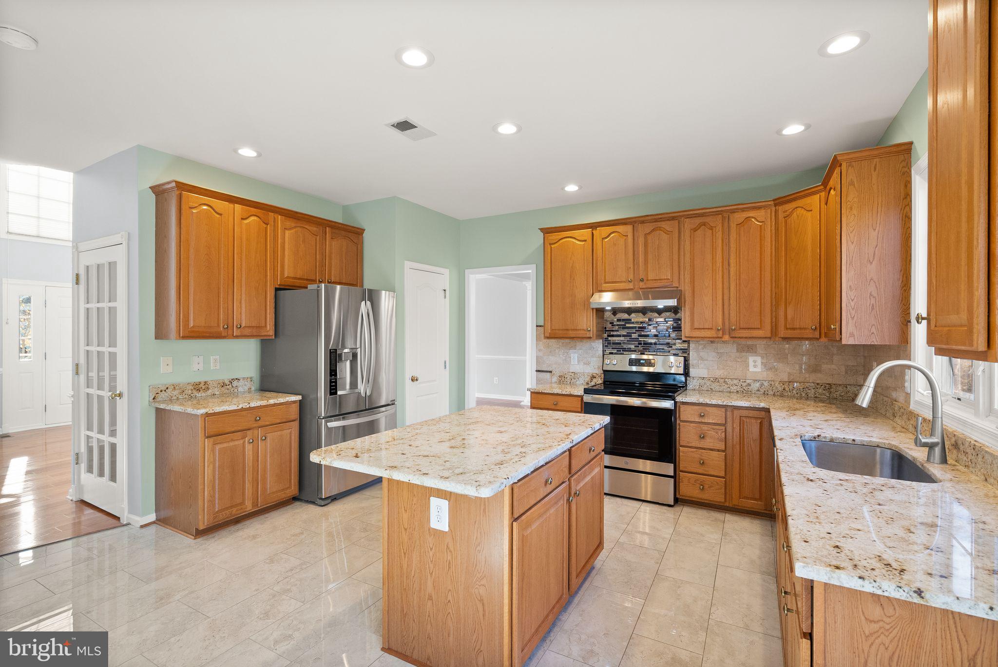 SOUTH RIDING - Residential