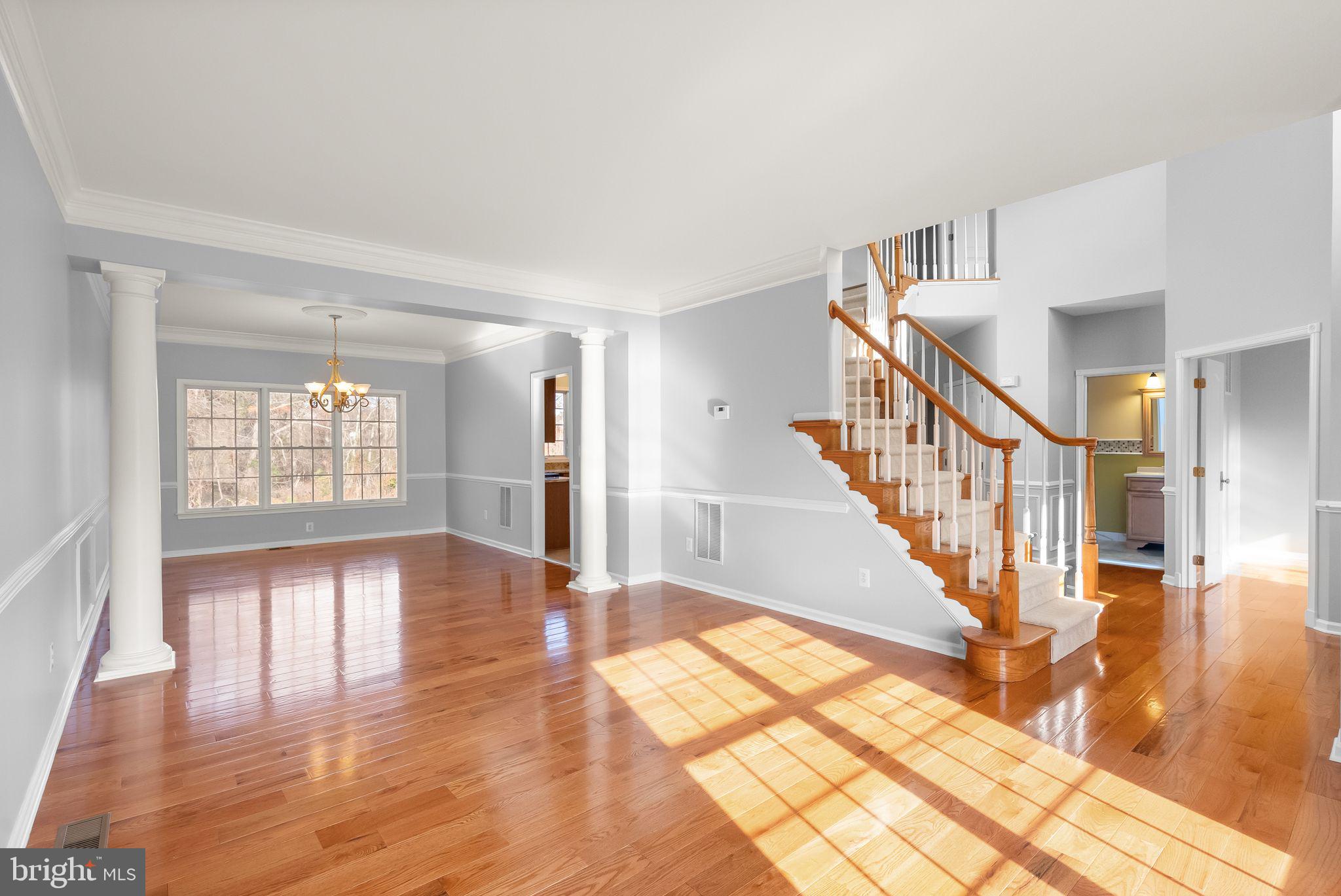 SOUTH RIDING - Residential