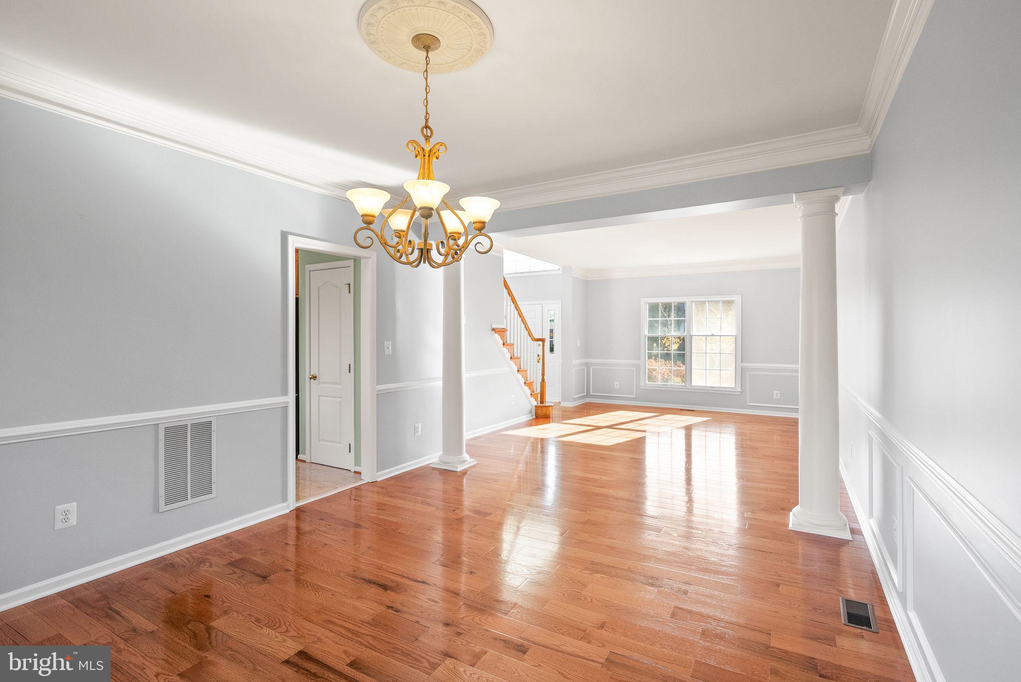 SOUTH RIDING - Residential