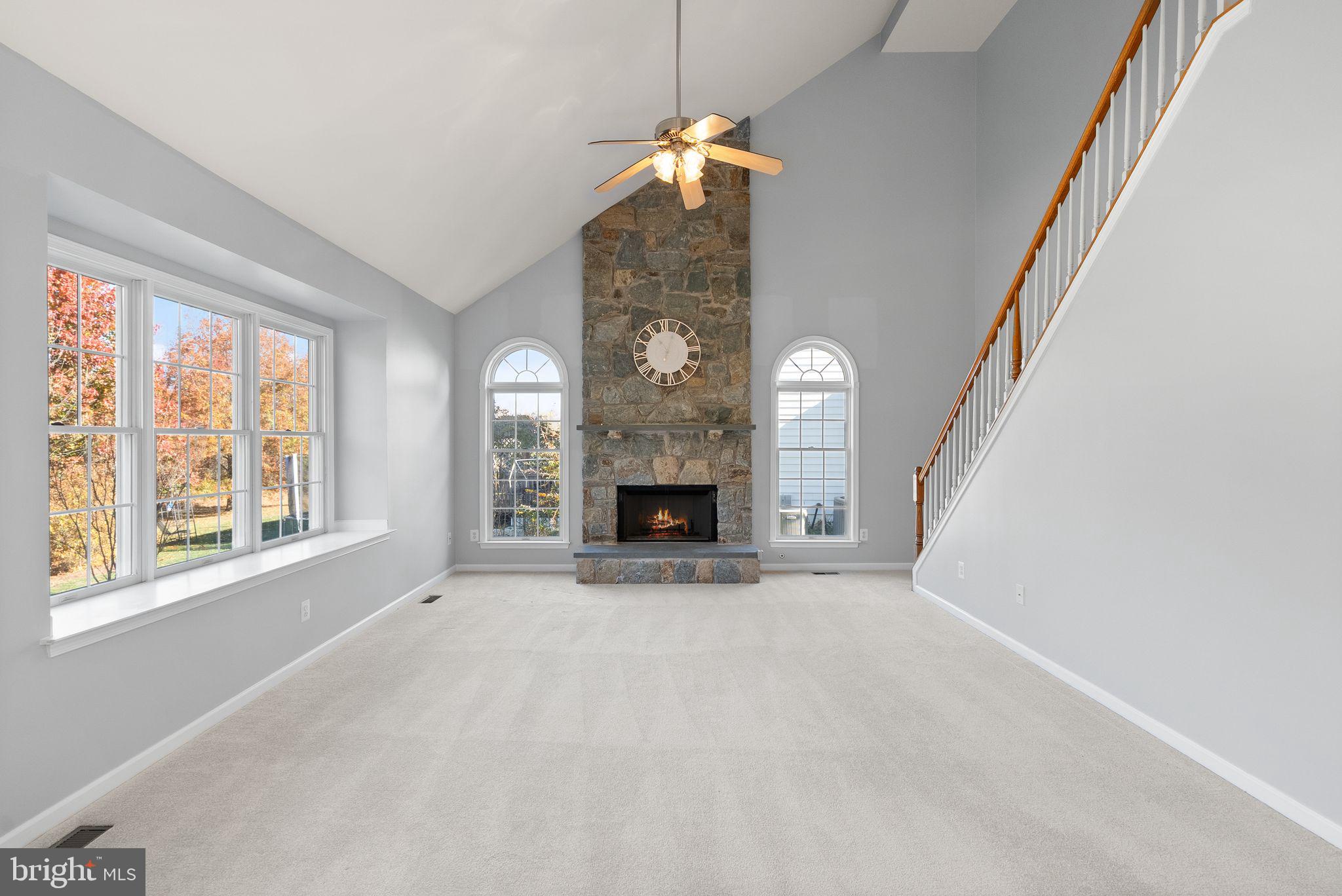 SOUTH RIDING - Residential