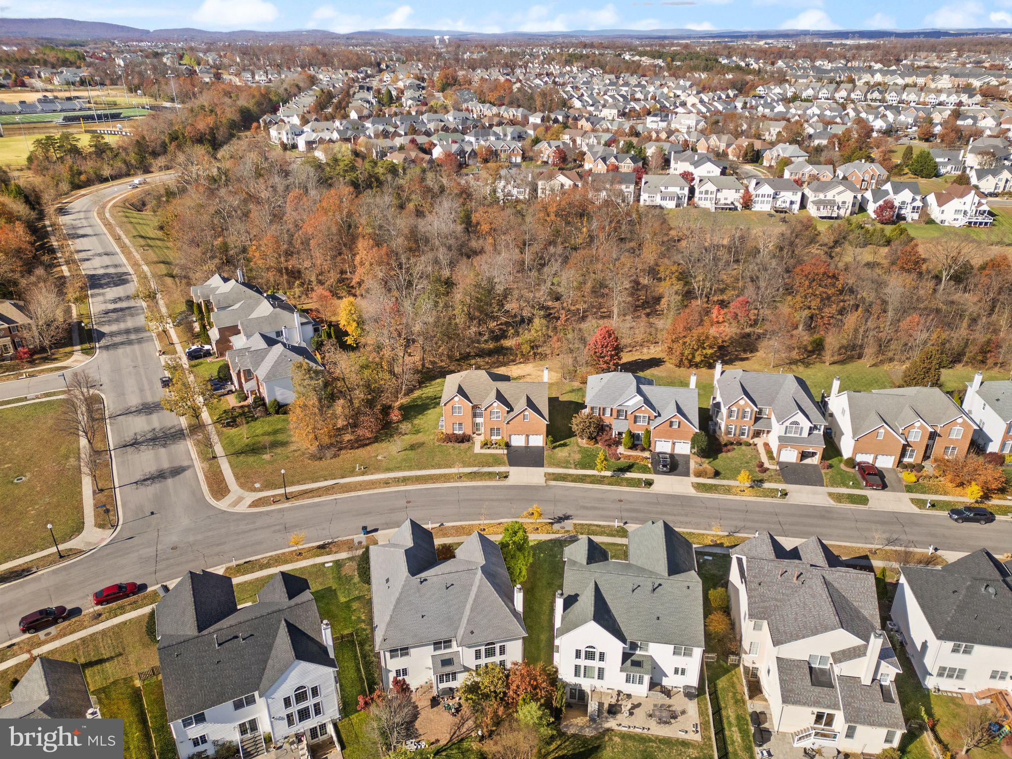 SOUTH RIDING - Residential