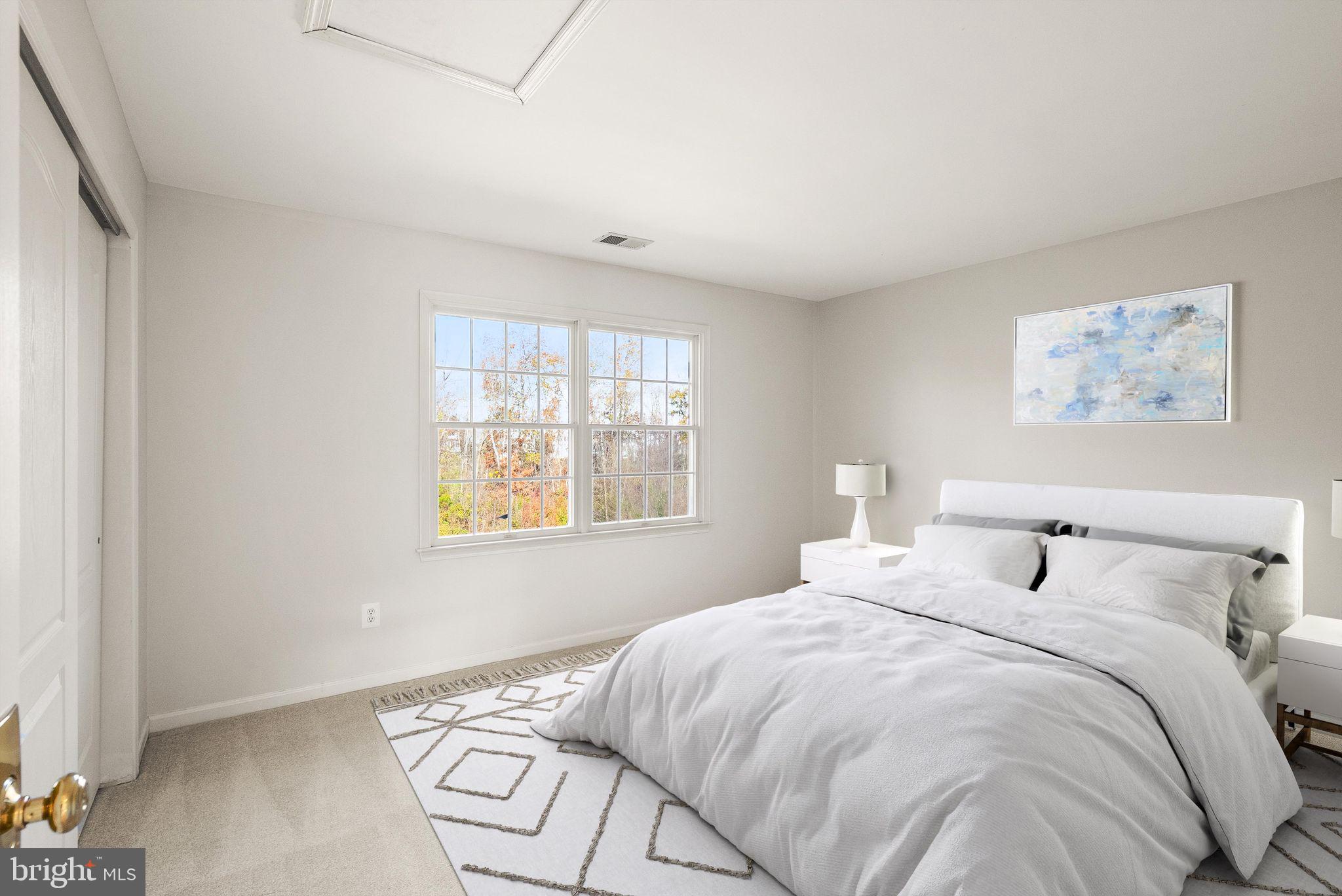 SOUTH RIDING - Residential