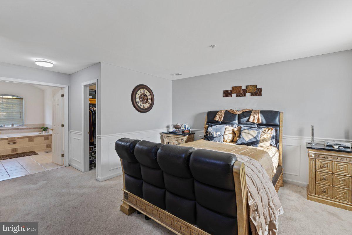 ARAGONA VILLAGE - Residential