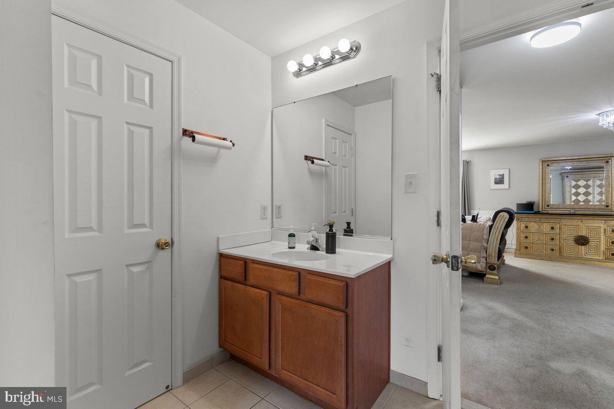 ARAGONA VILLAGE - Residential