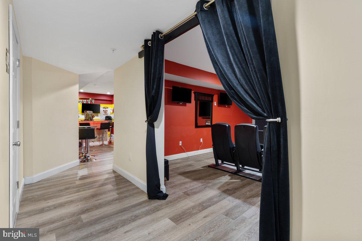 ARAGONA VILLAGE - Residential