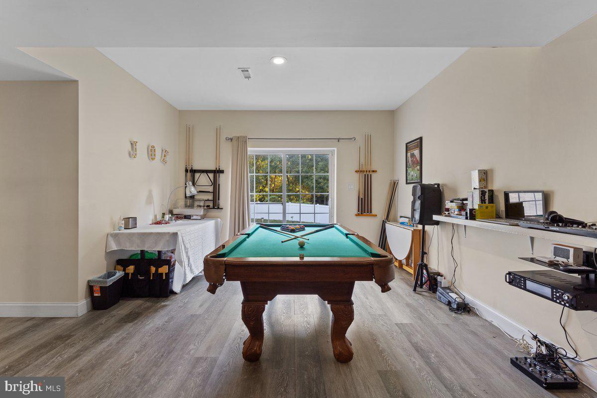 ARAGONA VILLAGE - Residential