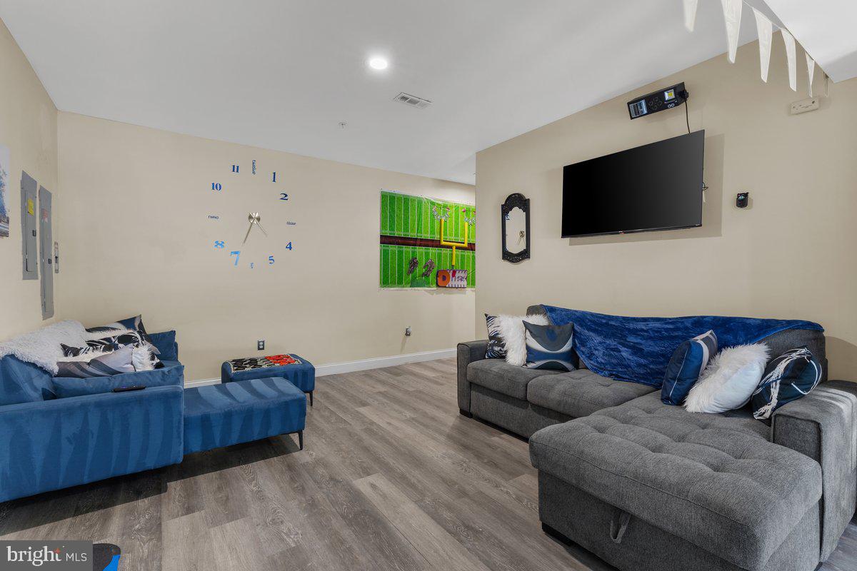 ARAGONA VILLAGE - Residential