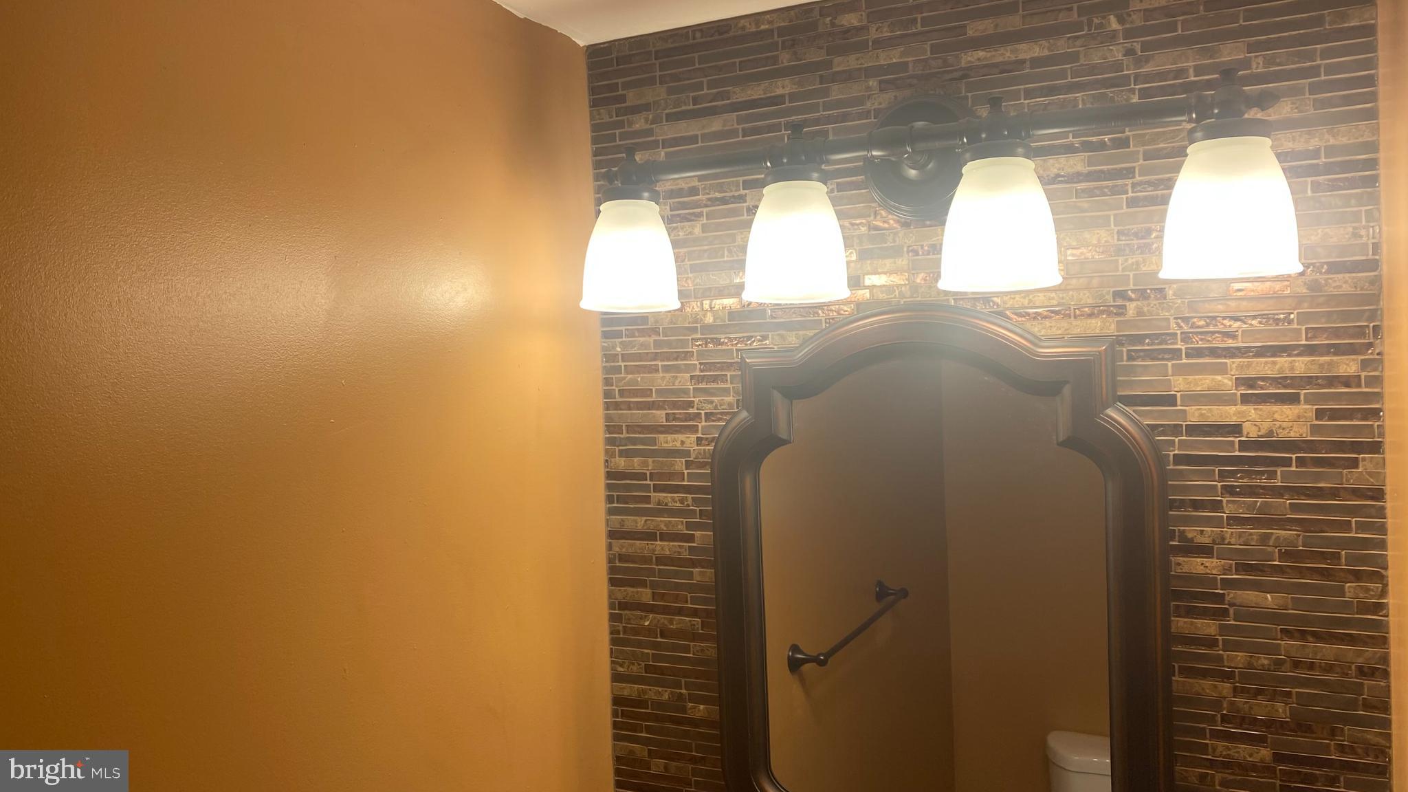 CIPRIANO WOODS - Residential Lease