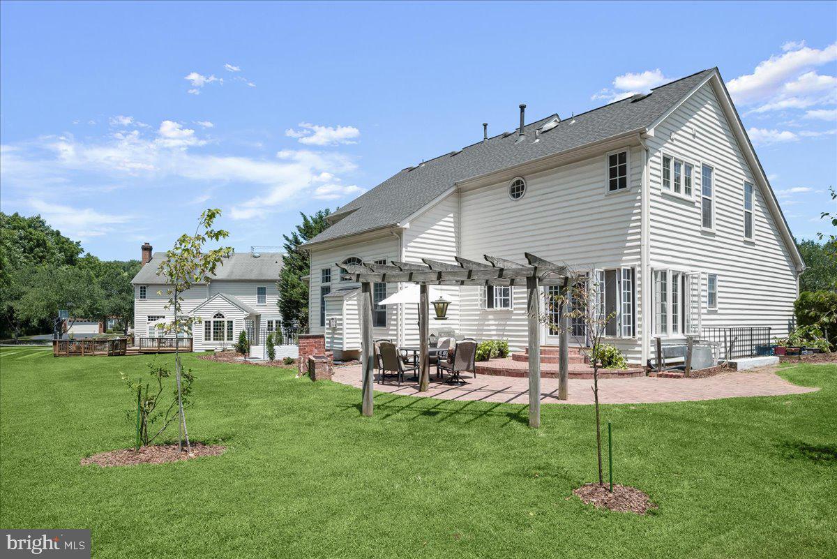 LLEWELLYN FIELDS - Residential