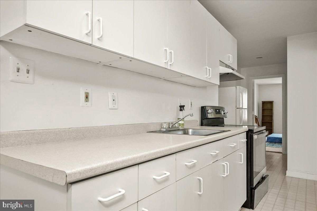 LLEWELLYN FIELDS - Residential