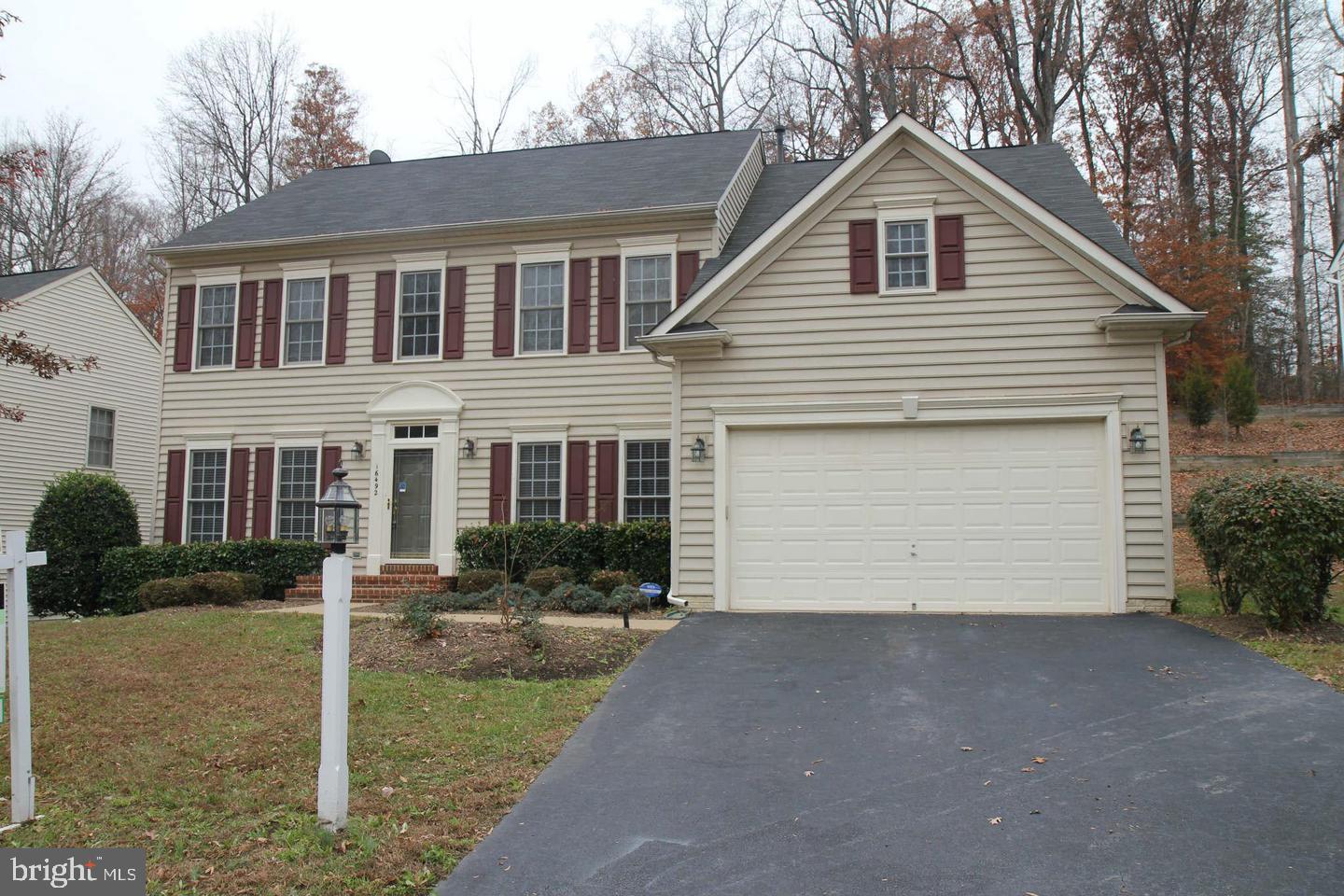 POWELLS LANDING - Residential Lease