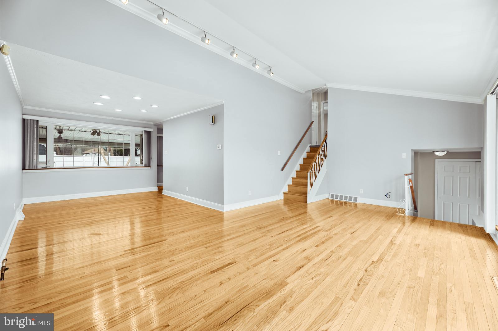 PINE VALLEY - Residential