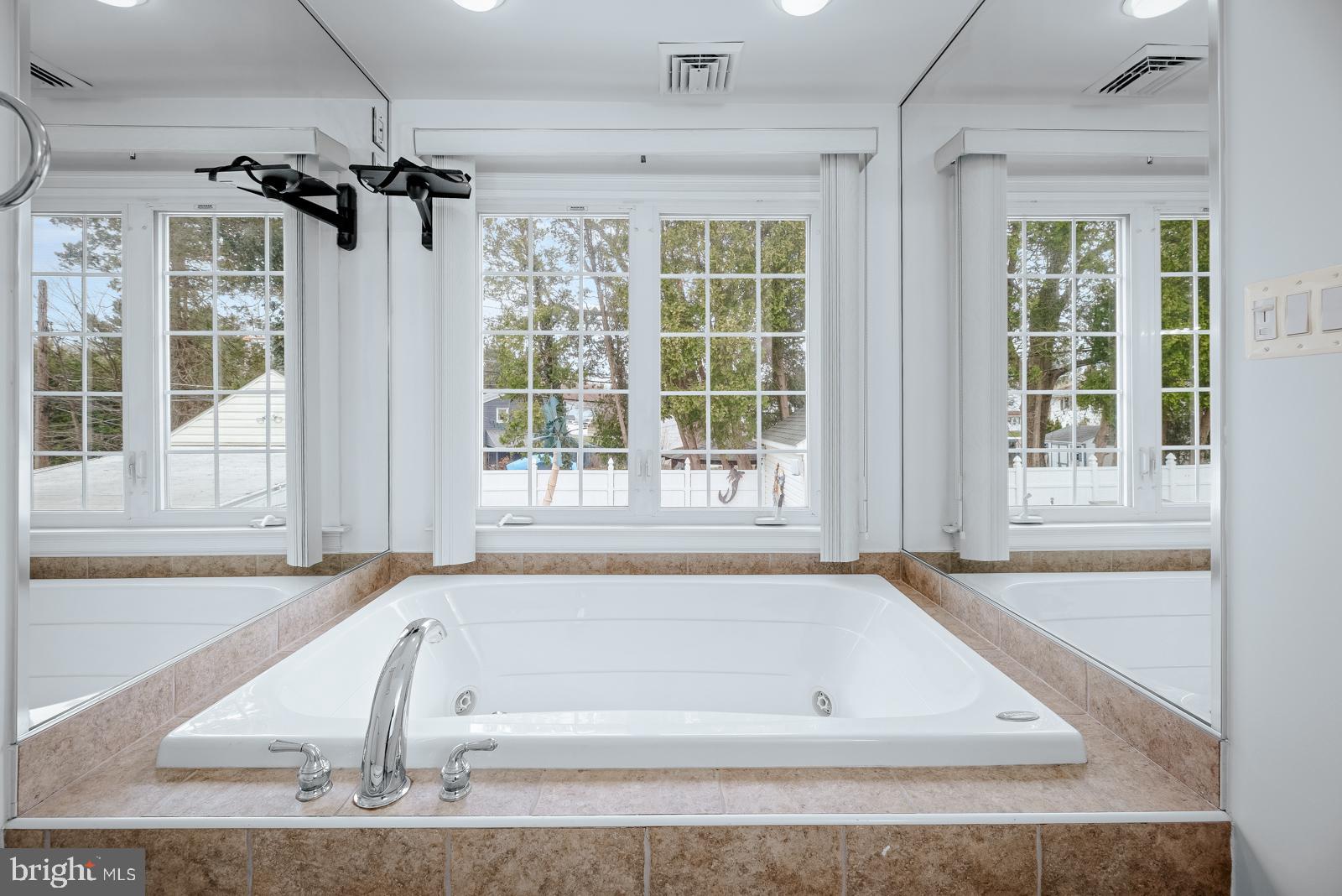 PINE VALLEY - Residential