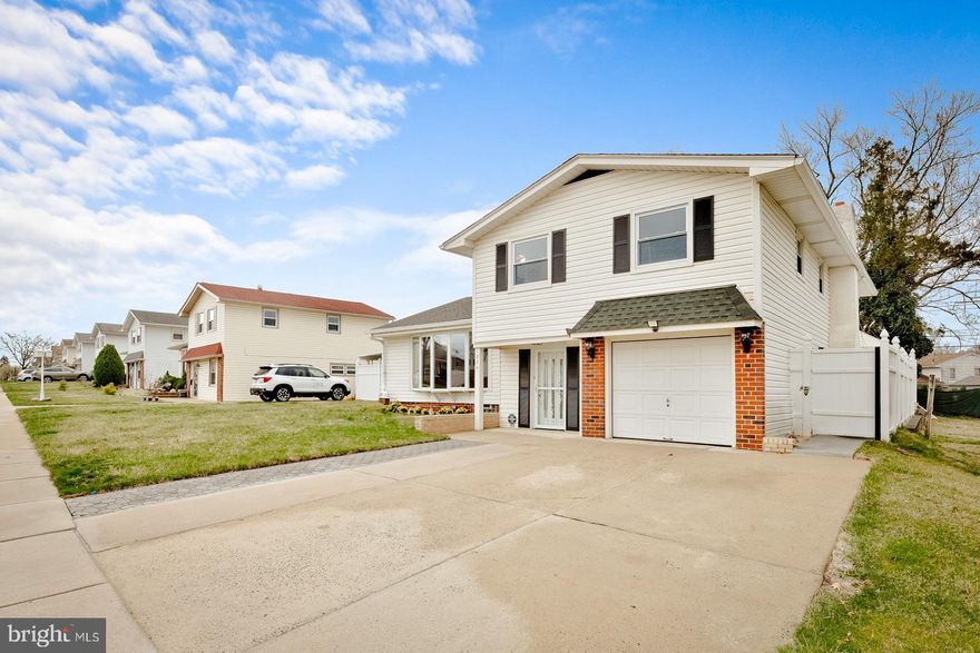 Welcome to this beautifully maintained 4-bedroom, 3-full-bathroom split-level single-family home, located in the highly sought-after Pine Valley section of Northeast Philadelphia.
As you step inside, you’ll immediately notice the warmth and charm of the recently refinished original hardwood flooring throughout the main level, offering a classic and inviting touch, also with a 1st floor 2 piece powder room.   Upstairs, brand-new carpeting adds comfort and style to the second-floor bedrooms.
The heart of the home is the spacious family room, which opens into a bright and airy sunroom—perfect for morning coffee, reading, or entertaining guests all year round. The kitchen and dining area flow nicely for everyday living and hosting gatherings.  The finished basement provides additional living space, complete with a built-in bar, making it an ideal spot for game nights or relaxing with friends and family. With three full bathrooms, everyone has room to spread out and enjoy their own space.
Outside, enjoy summer days by the in-ground pool, set in a private backyard that’s perfect for barbecues, entertaining, or simply unwinding. The home also features a one-car garage and a private driveway for added convenience.
This home offers the perfect blend of space, comfort, and location—don’t miss your chance to make it yours!