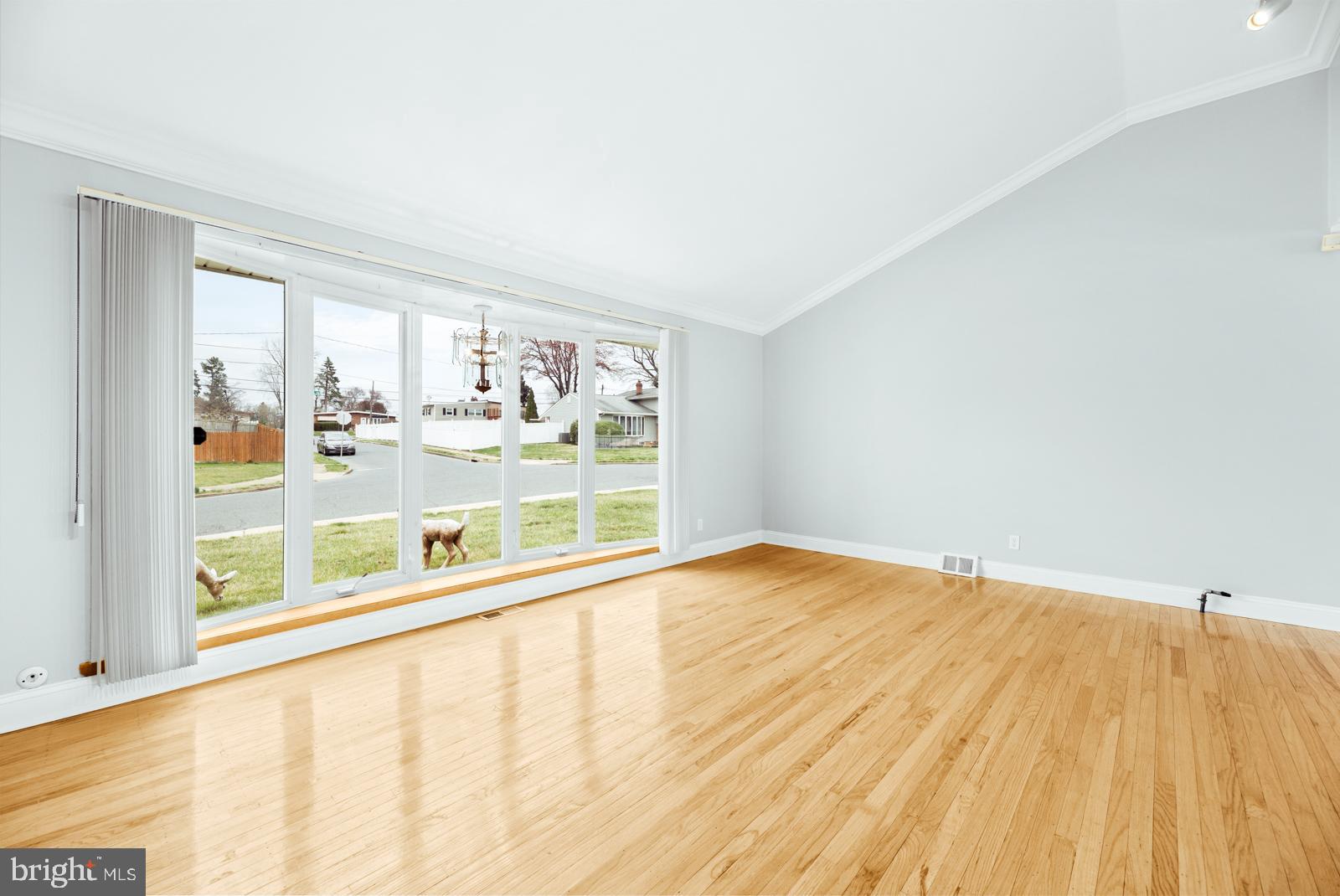 PINE VALLEY - Residential