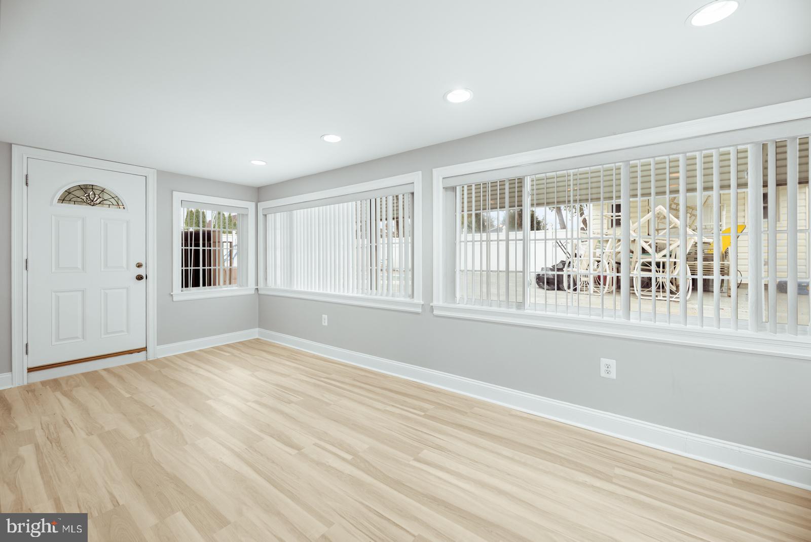 PINE VALLEY - Residential