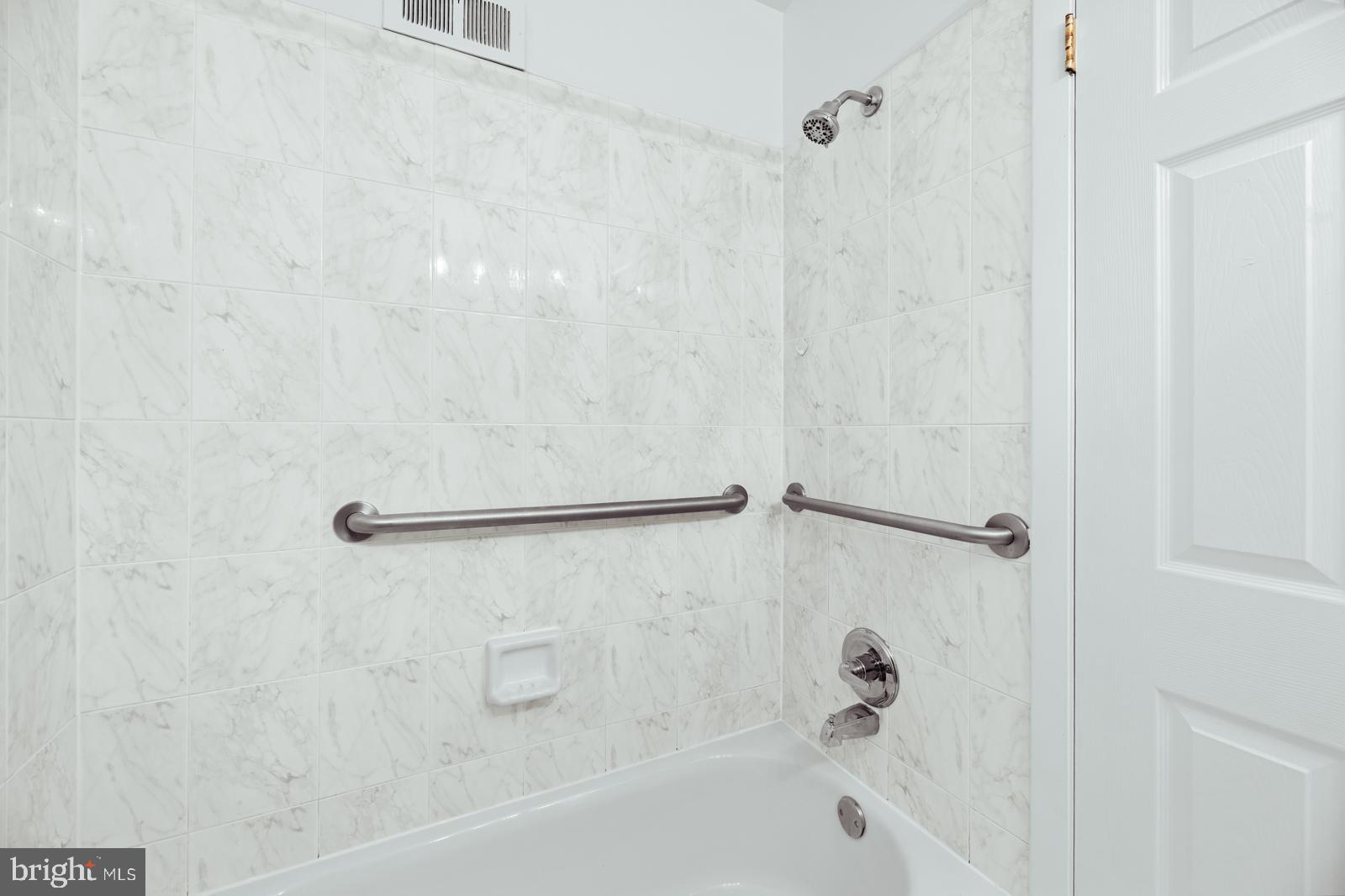 PINE VALLEY - Residential