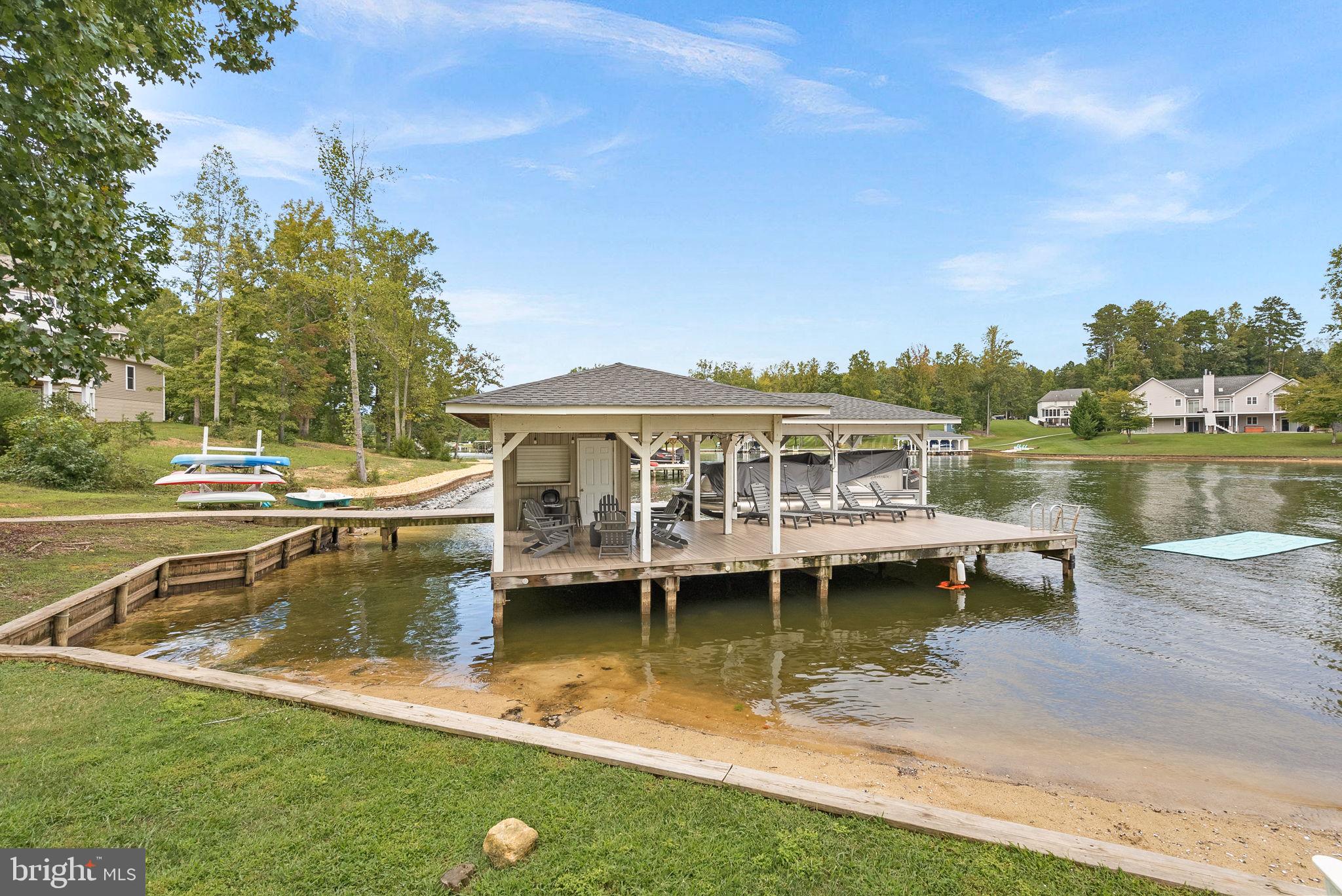 THE WATERS AT LAKE ANNA - Residential