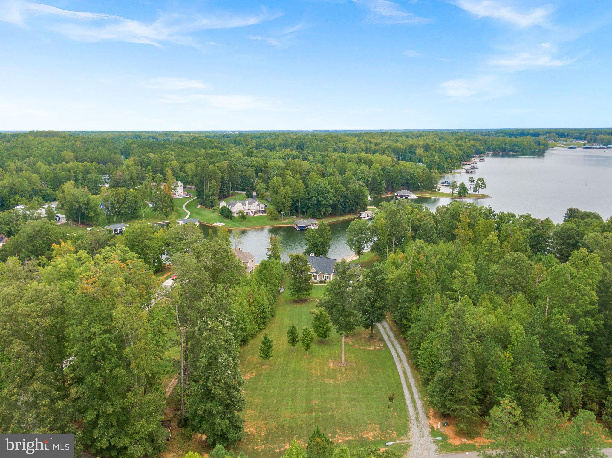 THE WATERS AT LAKE ANNA - Residential