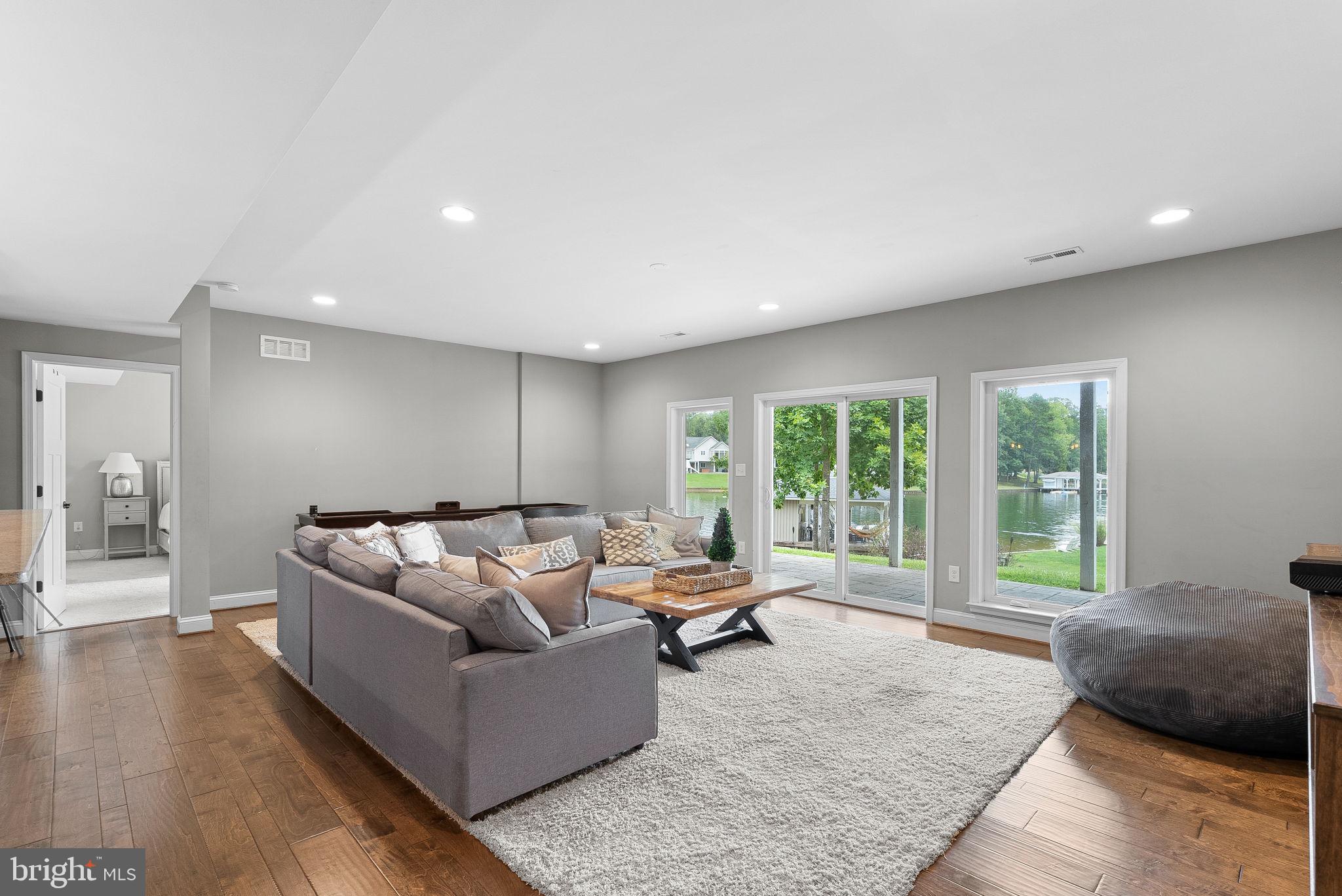 THE WATERS AT LAKE ANNA - Residential