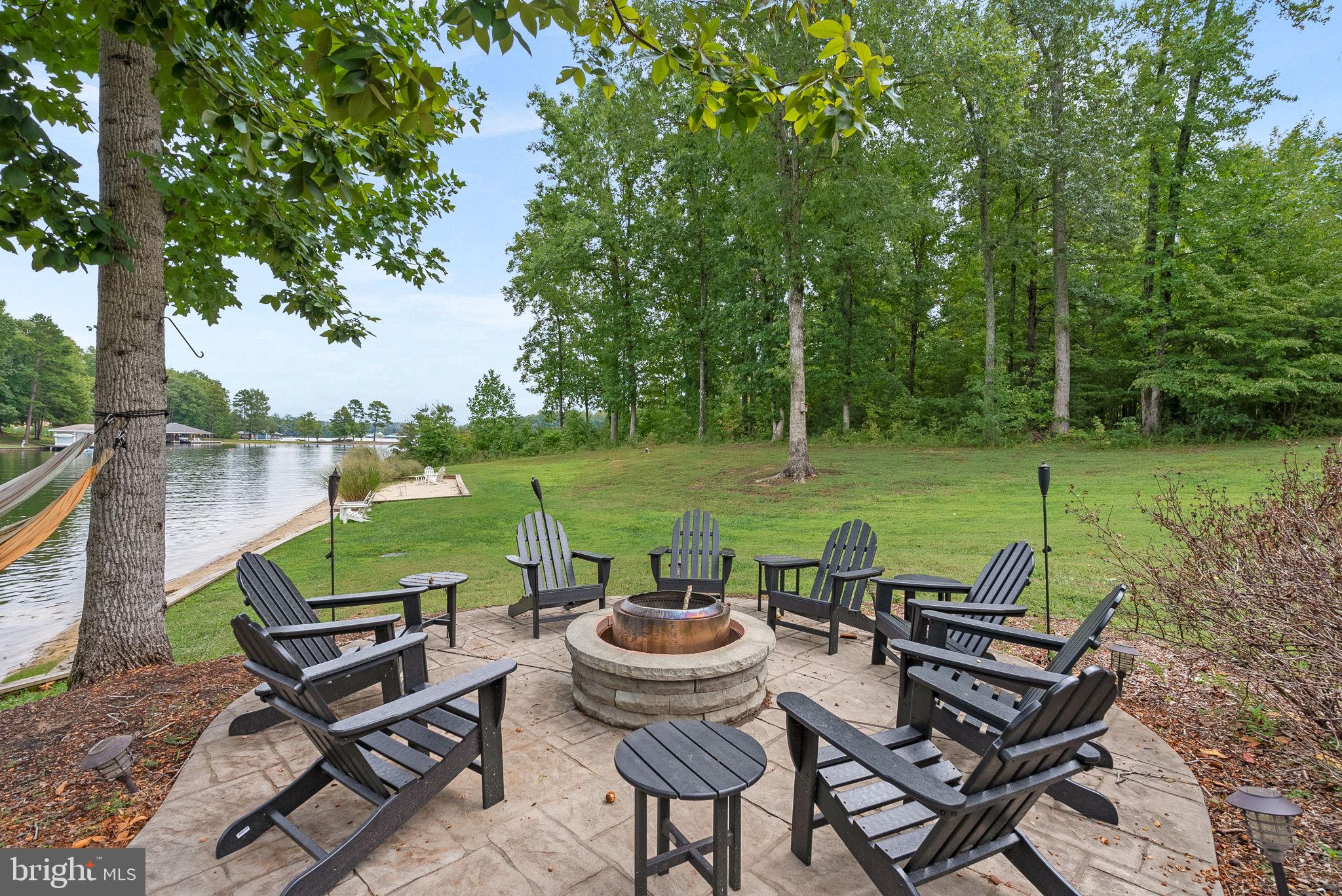 THE WATERS AT LAKE ANNA - Residential