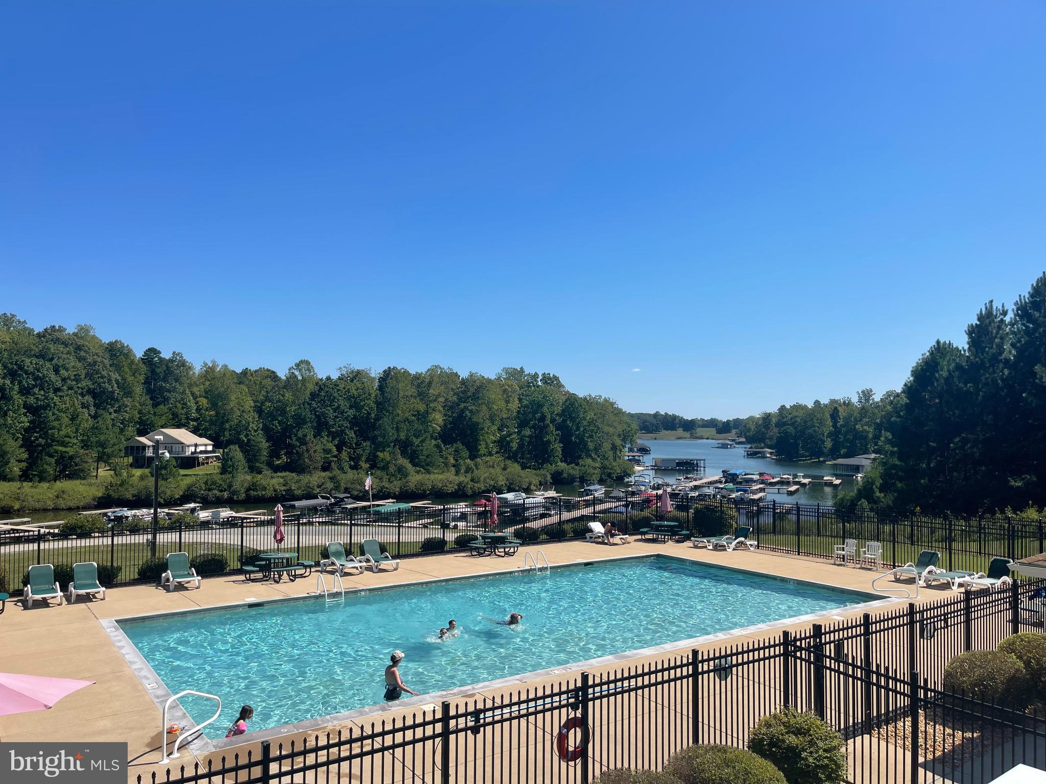 THE WATERS AT LAKE ANNA - Residential