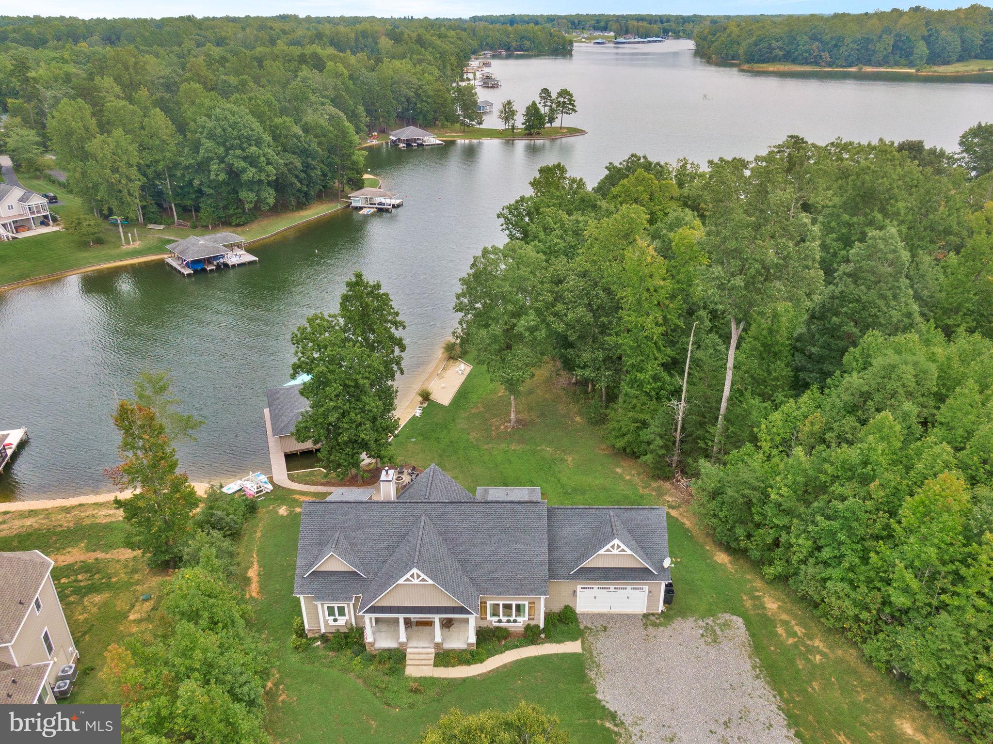 THE WATERS AT LAKE ANNA - Residential