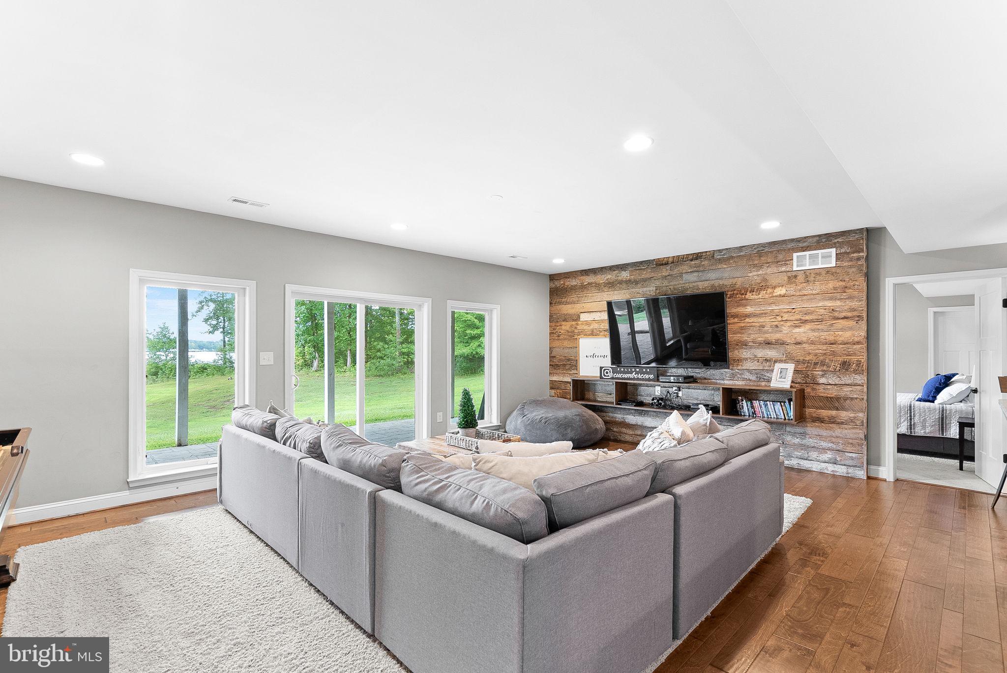 THE WATERS AT LAKE ANNA - Residential