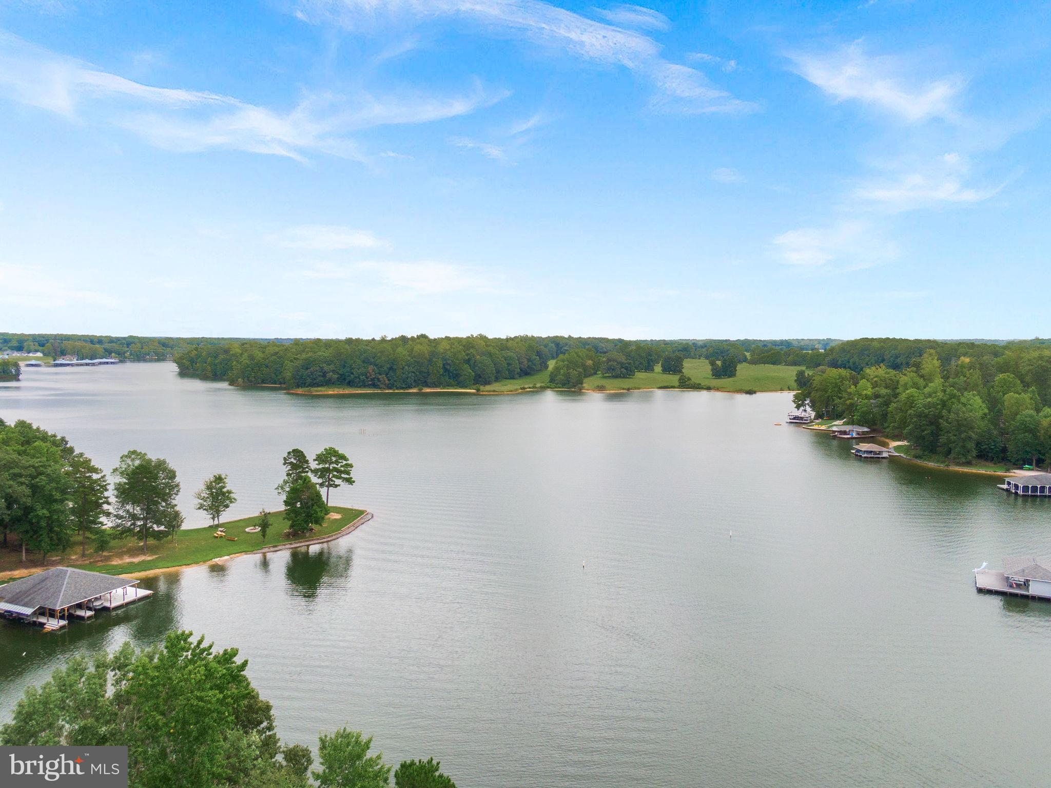 THE WATERS AT LAKE ANNA - Residential