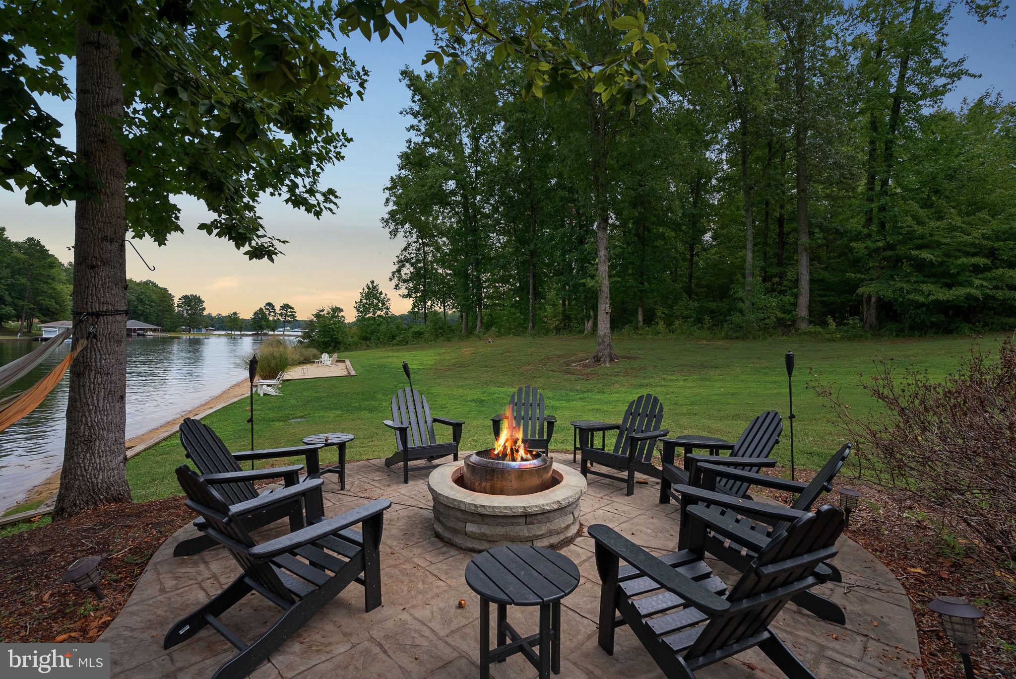 THE WATERS AT LAKE ANNA - Residential