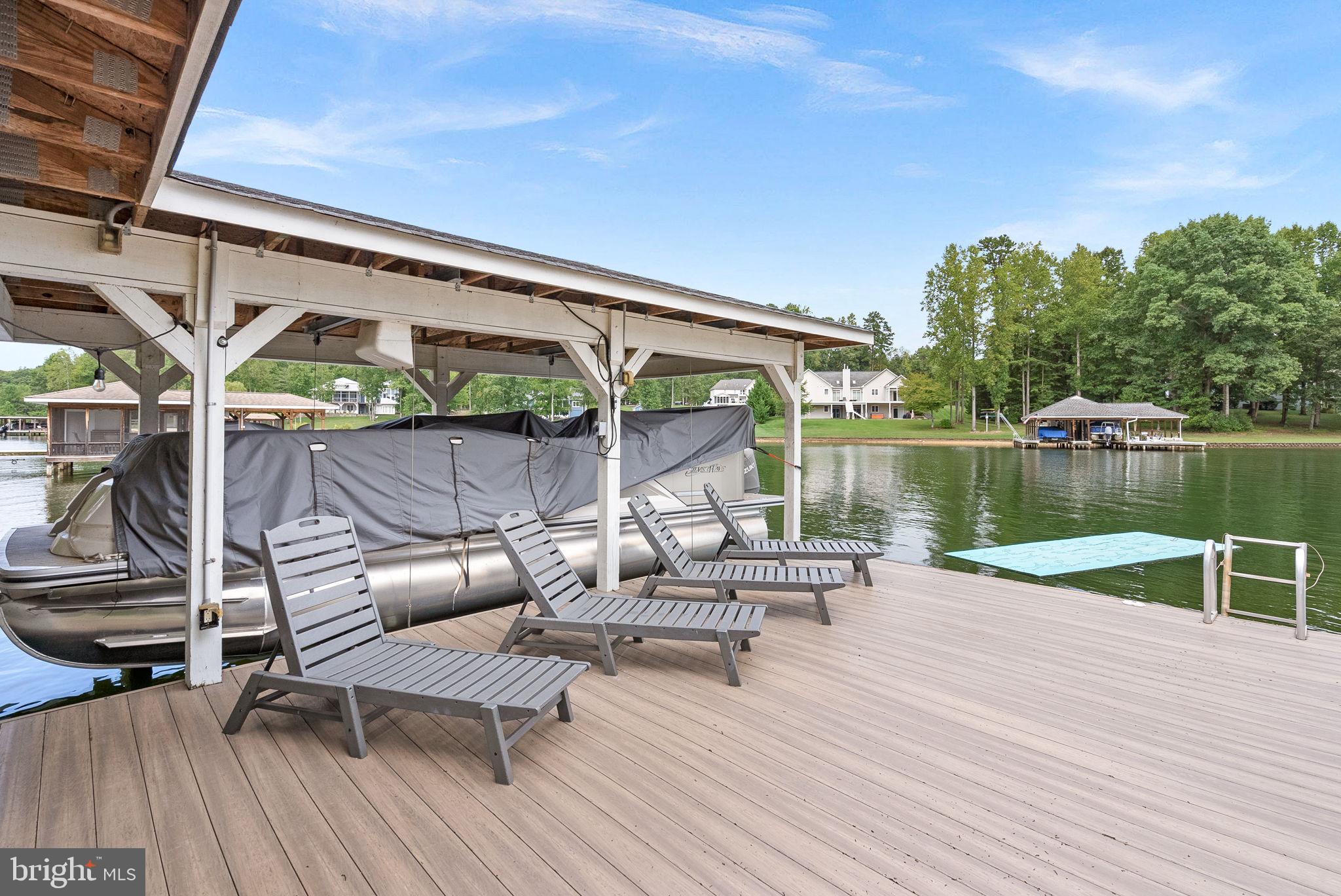 THE WATERS AT LAKE ANNA - Residential