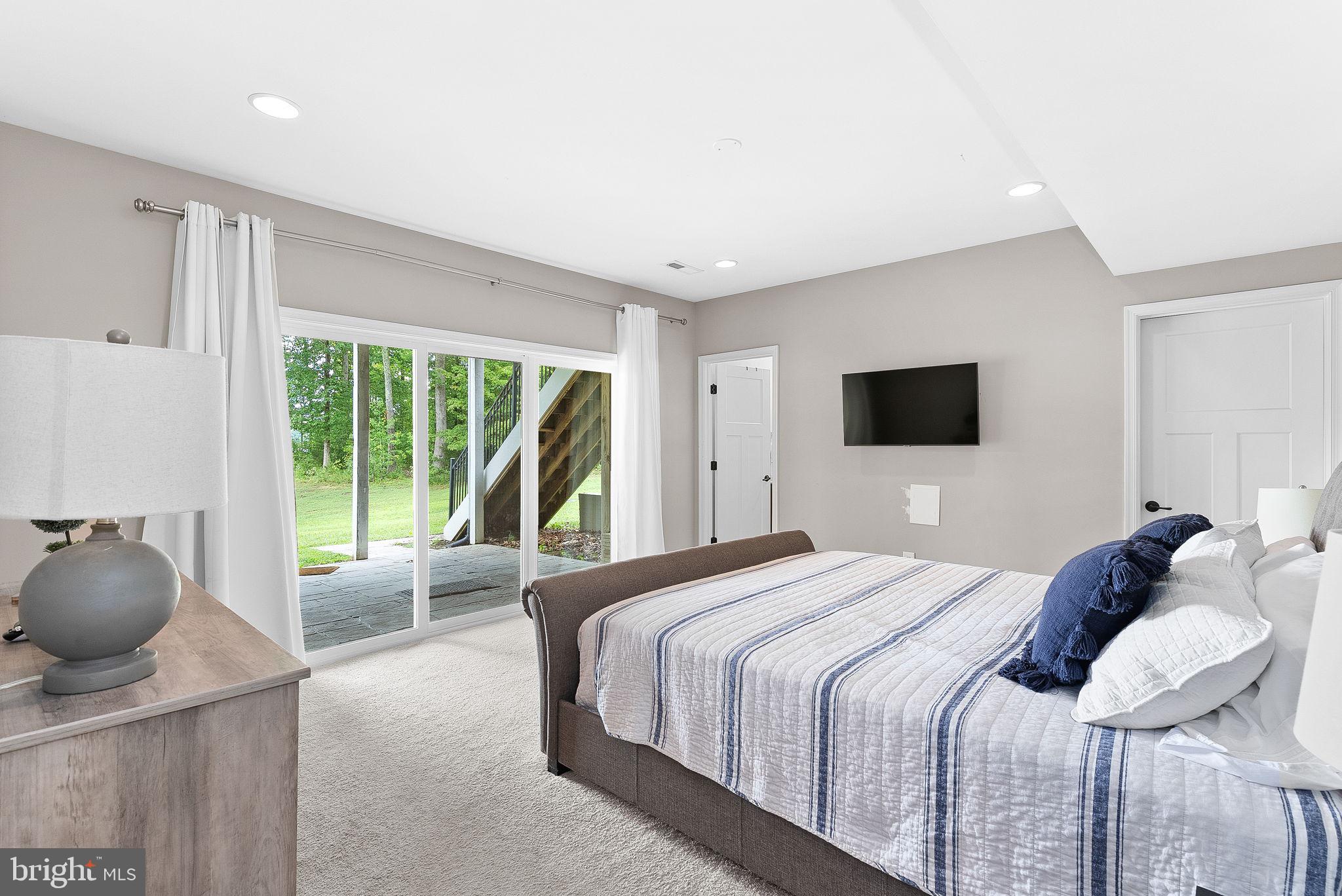 THE WATERS AT LAKE ANNA - Residential