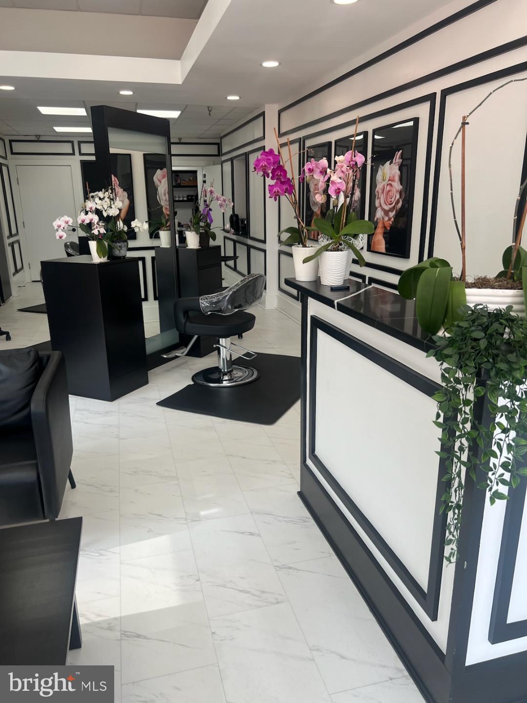 1613 WASHINGTON PLAZA 1613