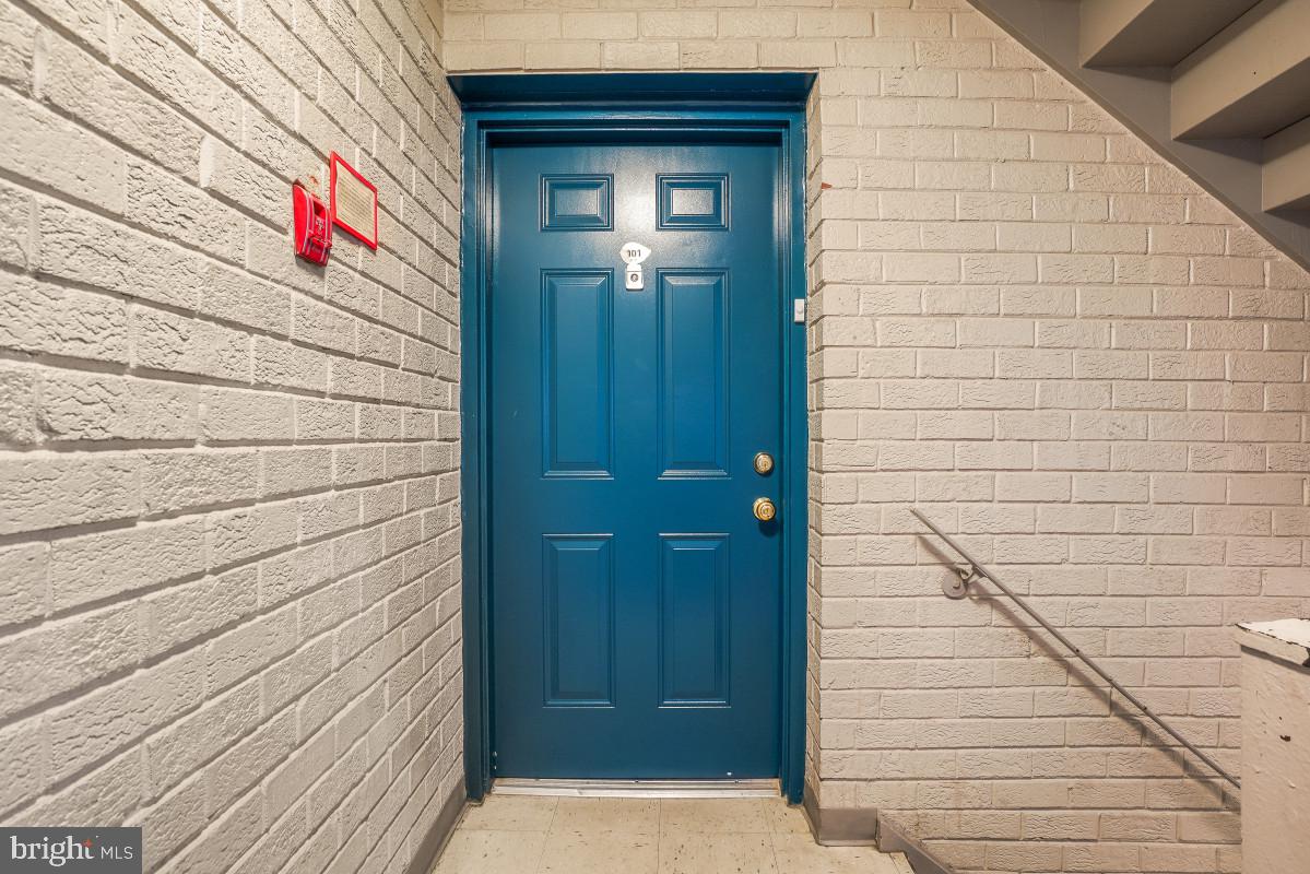 1713 GAINESVILLE STREET SE 101