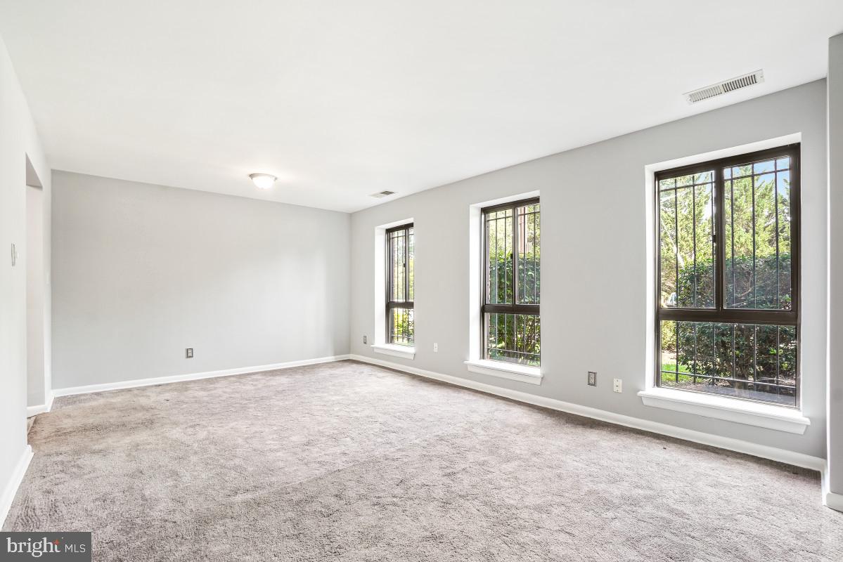 1713 GAINESVILLE STREET SE 101