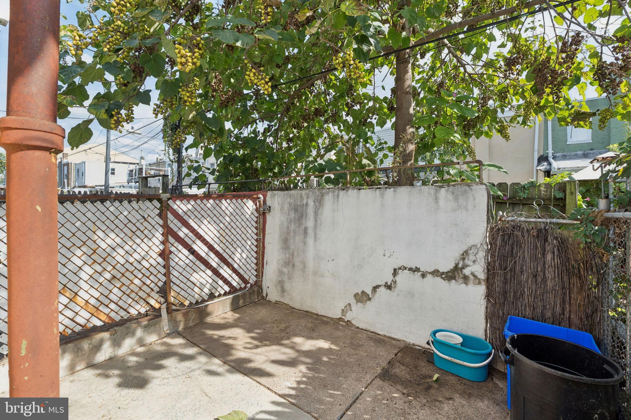 PORT RICHMOND - Residential