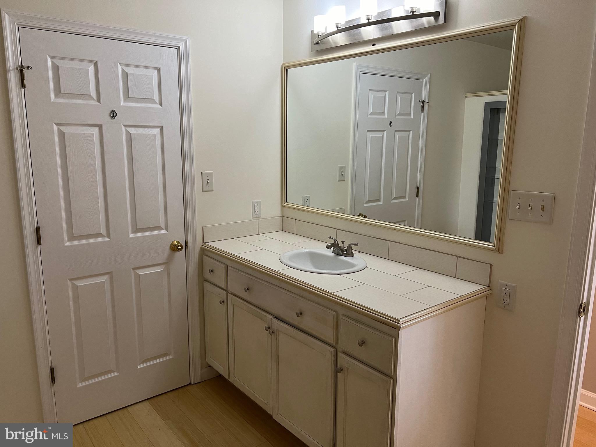 SYCAMORE VILLAGE - Residential Lease